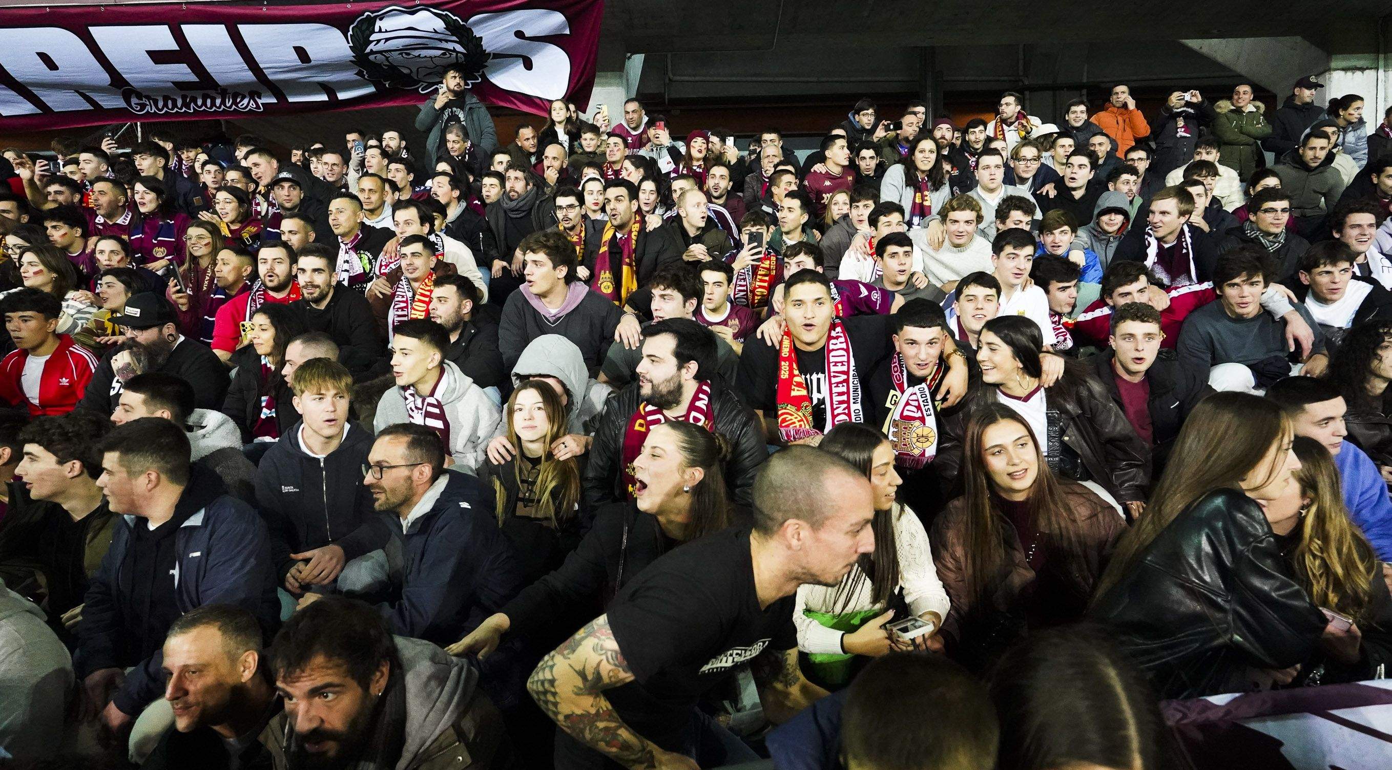 Partido de Copa del Rey entre Pontevedra y Mallorca en Pasarón