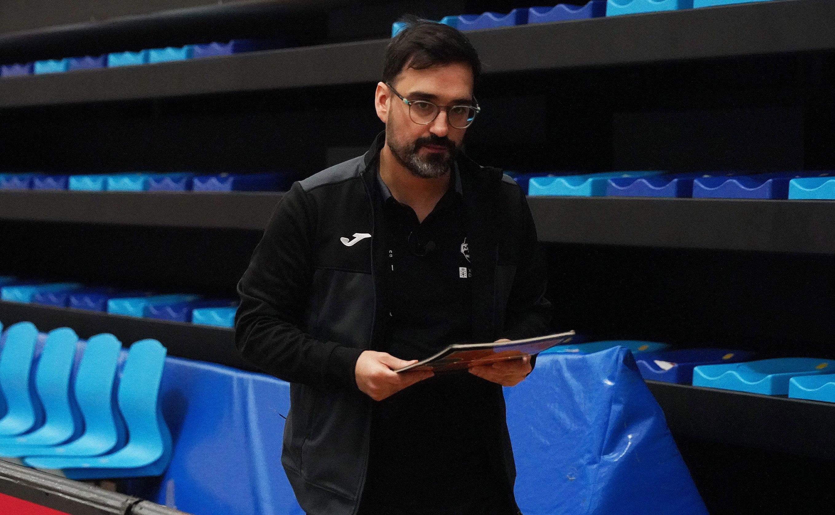 Partido entre el Marín Futsal y el Atlético Torcal en A Raña