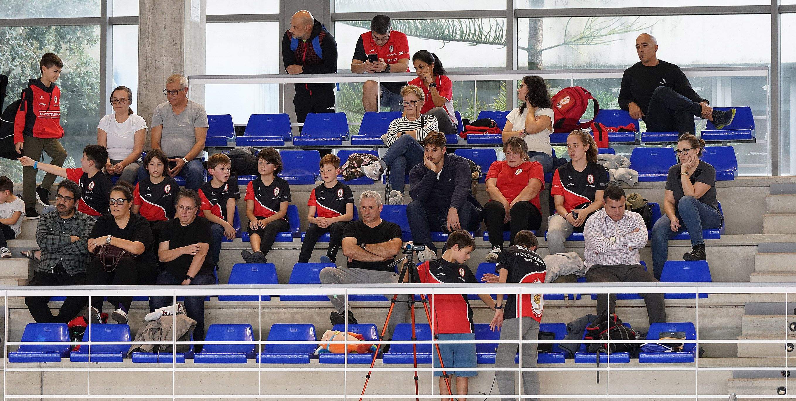 Partido entre o Waterpolo Pontevedra e o CW Turia en Rías do Sur