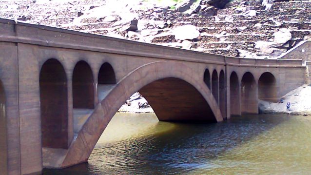 Antiga ponte de Mourulle