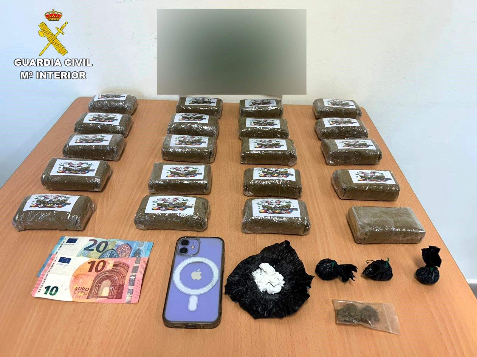 Droga intervenida al vecino de Cuntis