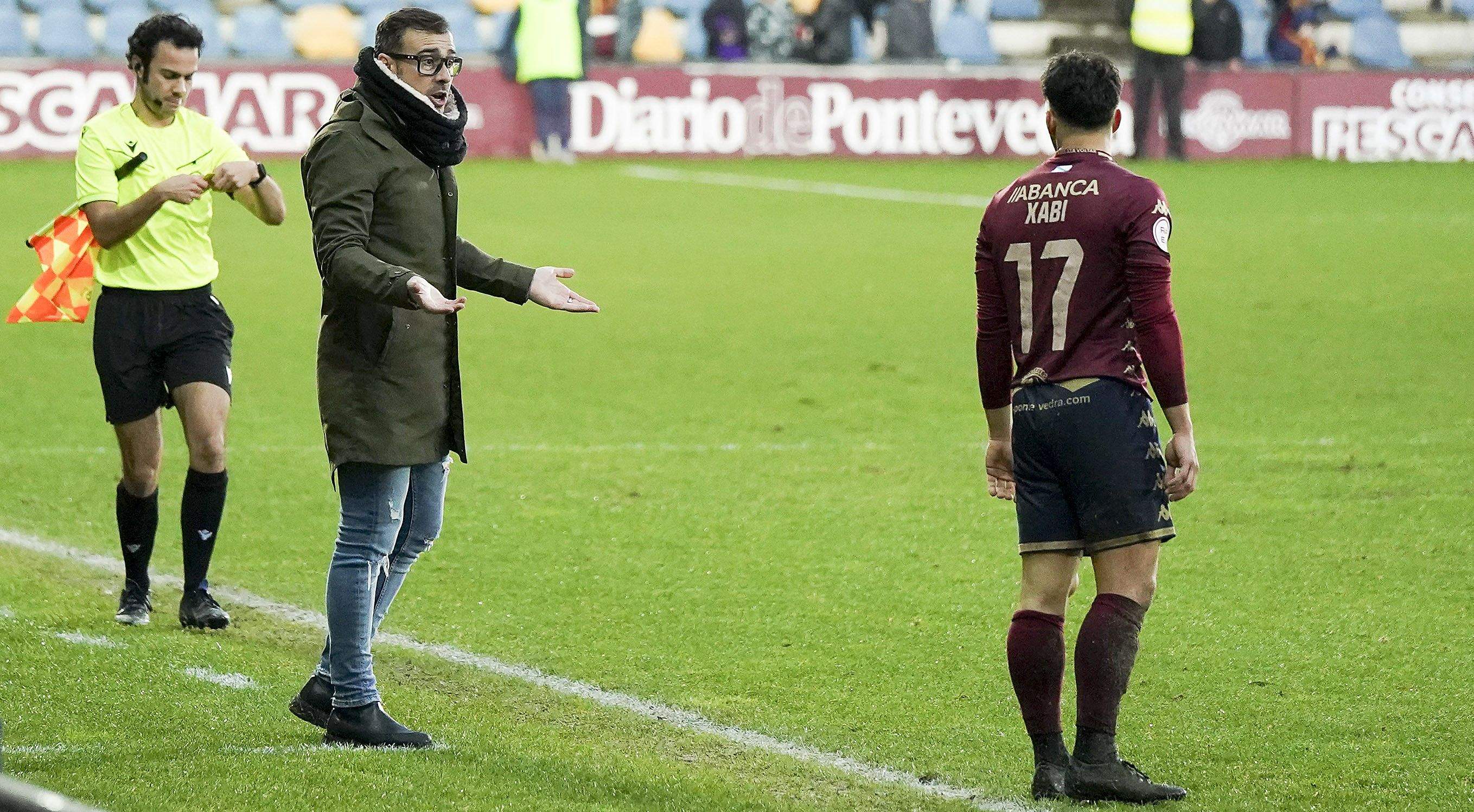 Yago Iglesias, no partido entre Pontevedra CF e  SD Compostela en Pasarón