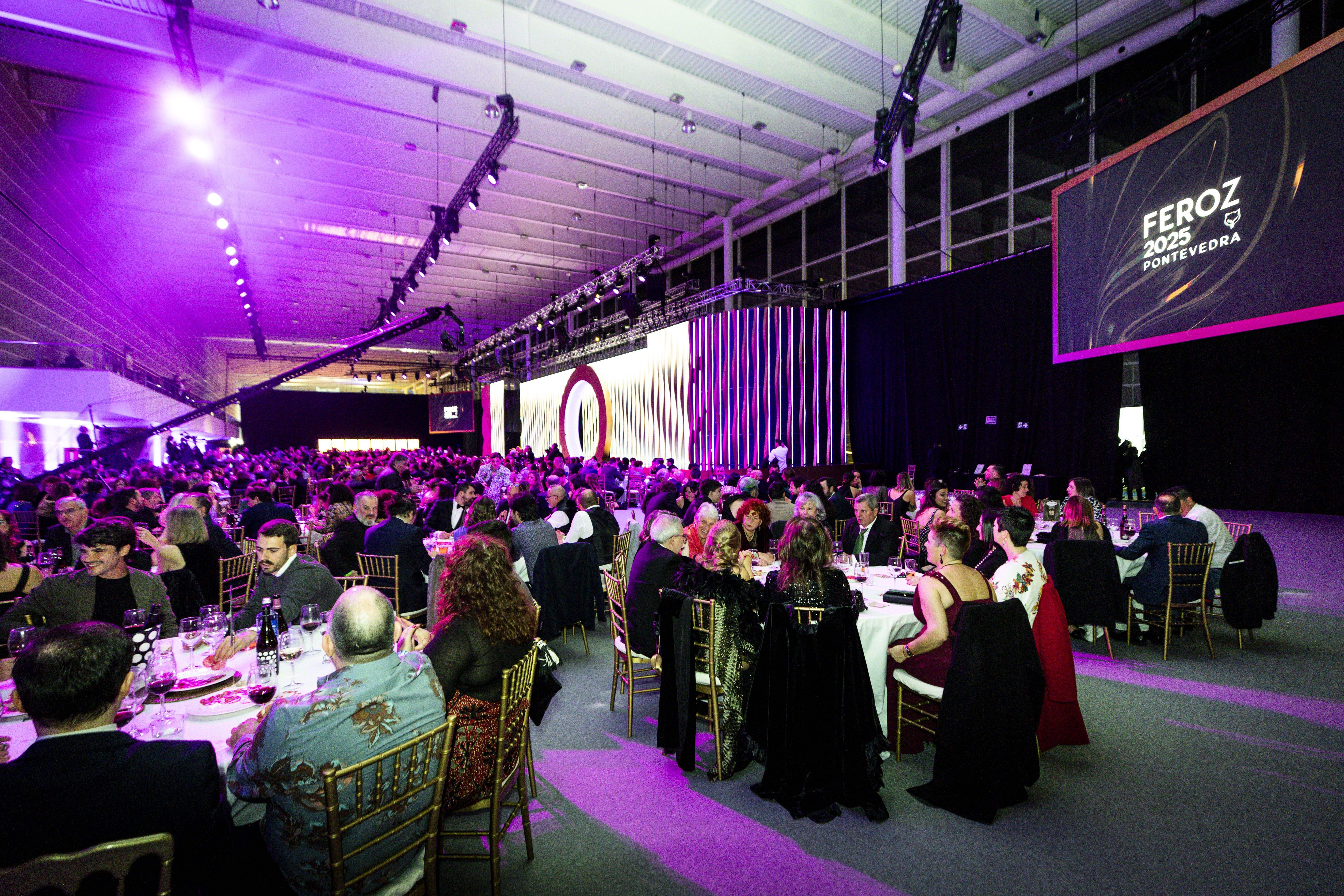 Personalidades en las mesas de los Premios Feroz 2025 Personalidades en las mesas de los Premios Feroz 2025