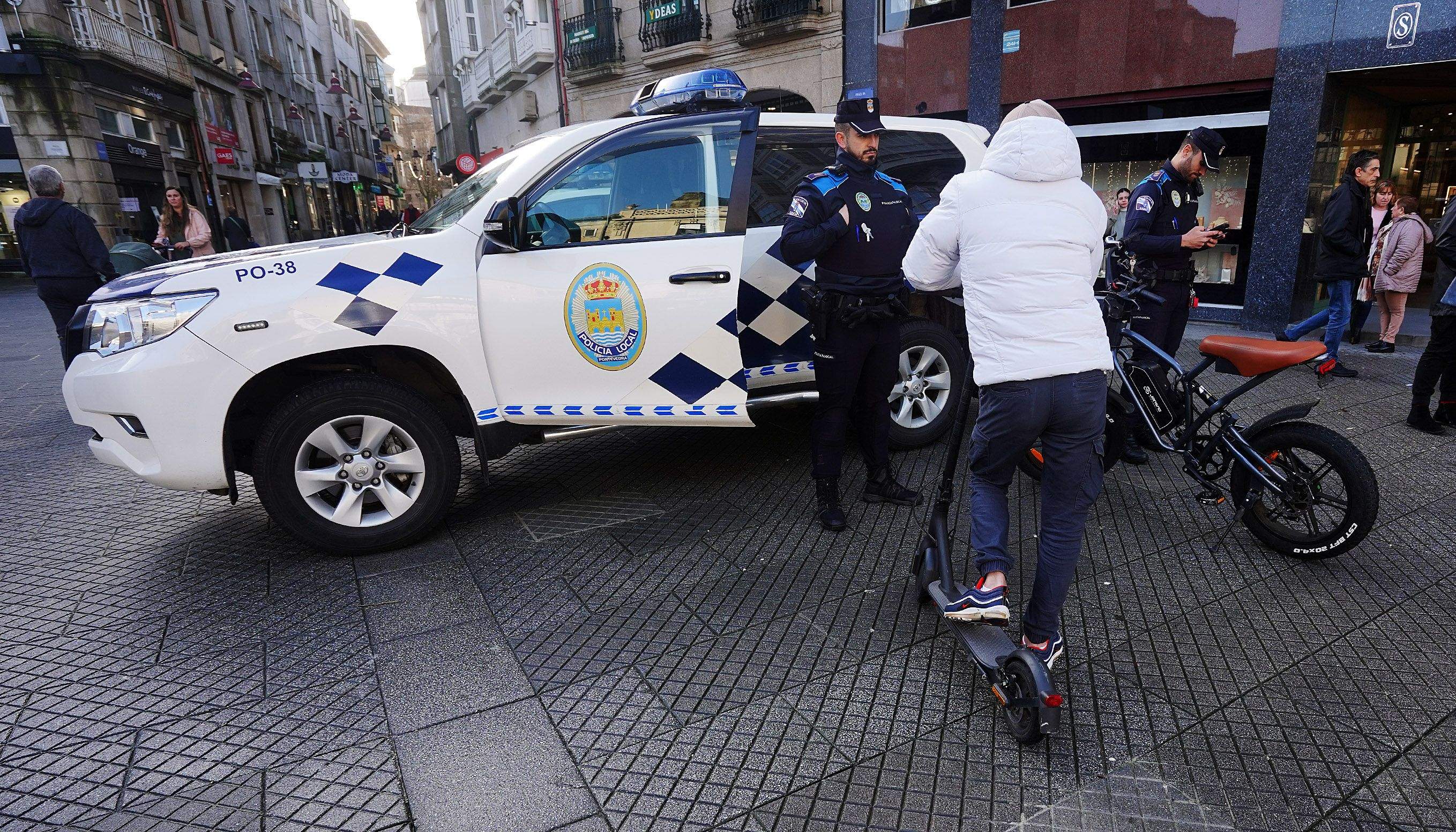 Control de bicicletas y VMP de la Policía Local