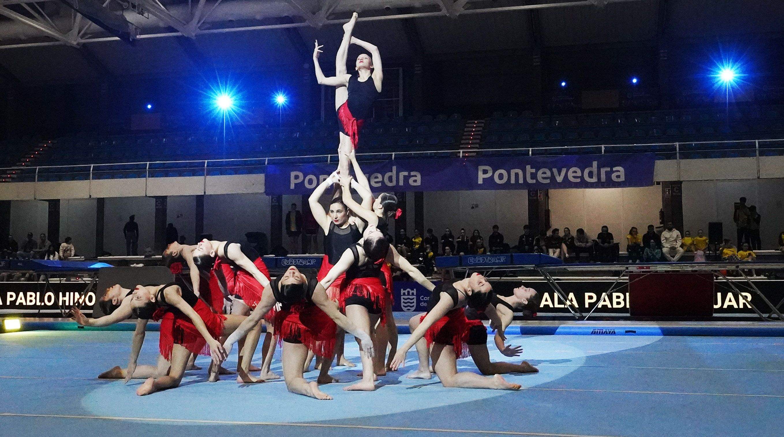 Gala de homenaxe a Pablo Hinojar no Pavillón Municipal Gala de homenaxe a Pablo Hinojar no Pavillón Municipal