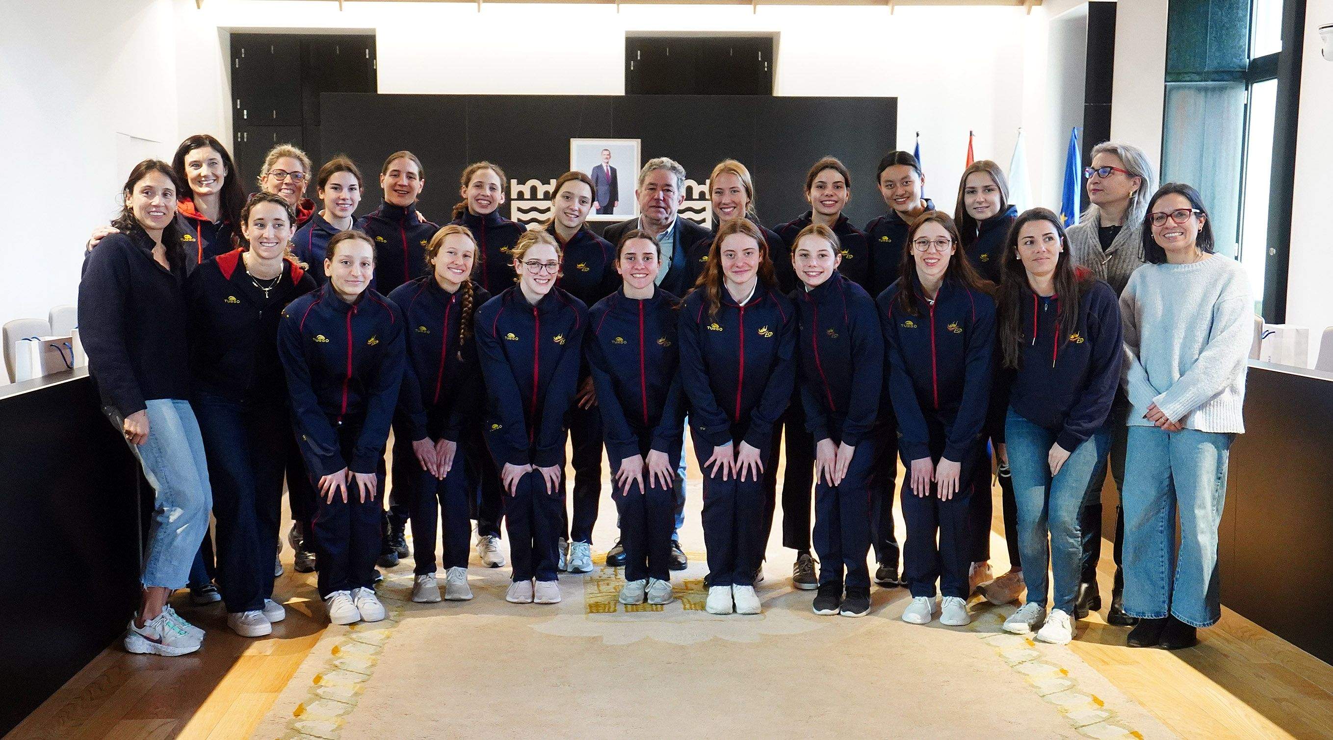 Recepción á Selección Española Júnior de natación artística