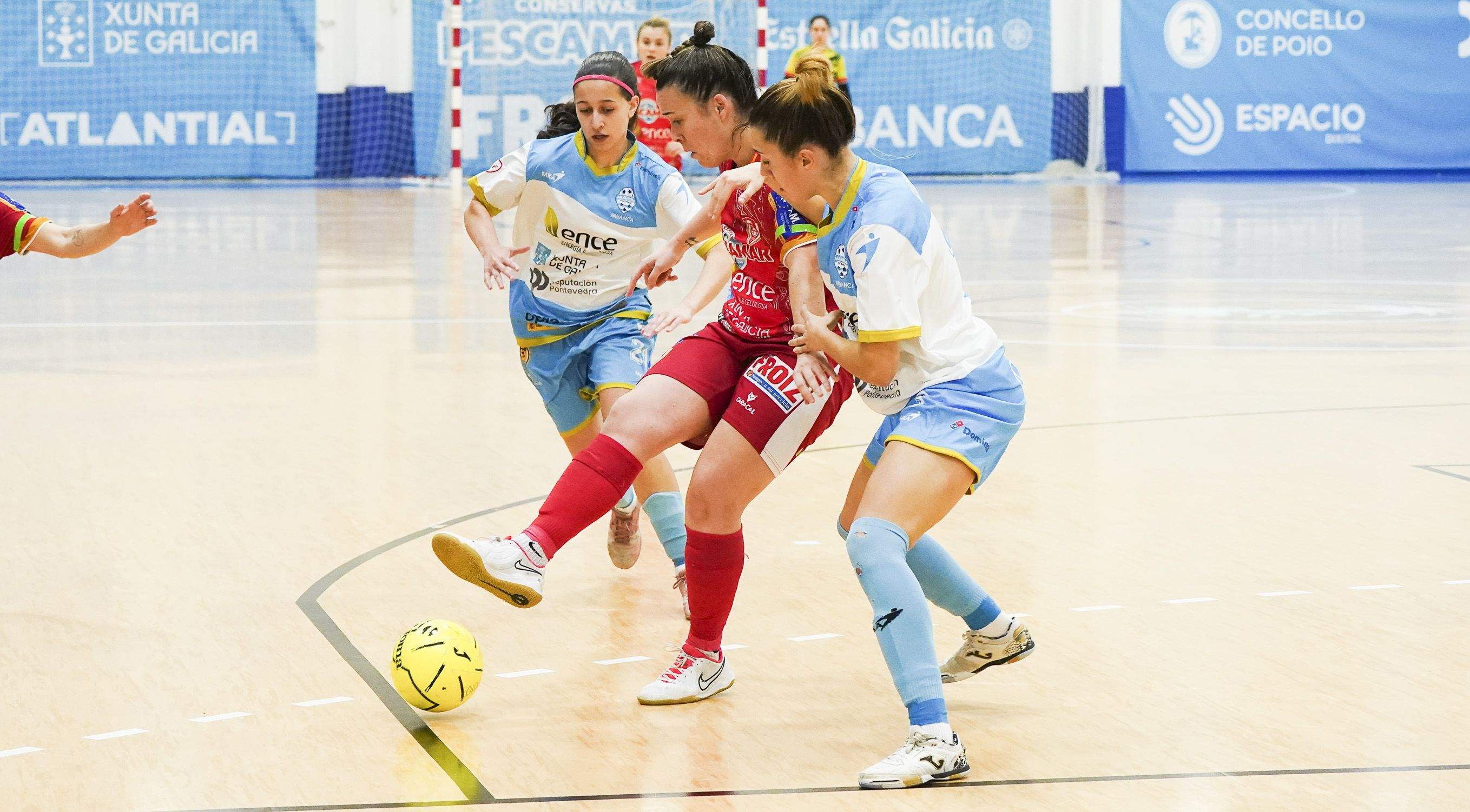 Partido entre o Poio Pescamar e Marín Futsal na Seca Partido entre o Poio Pescamar e Marín Futsal na Seca