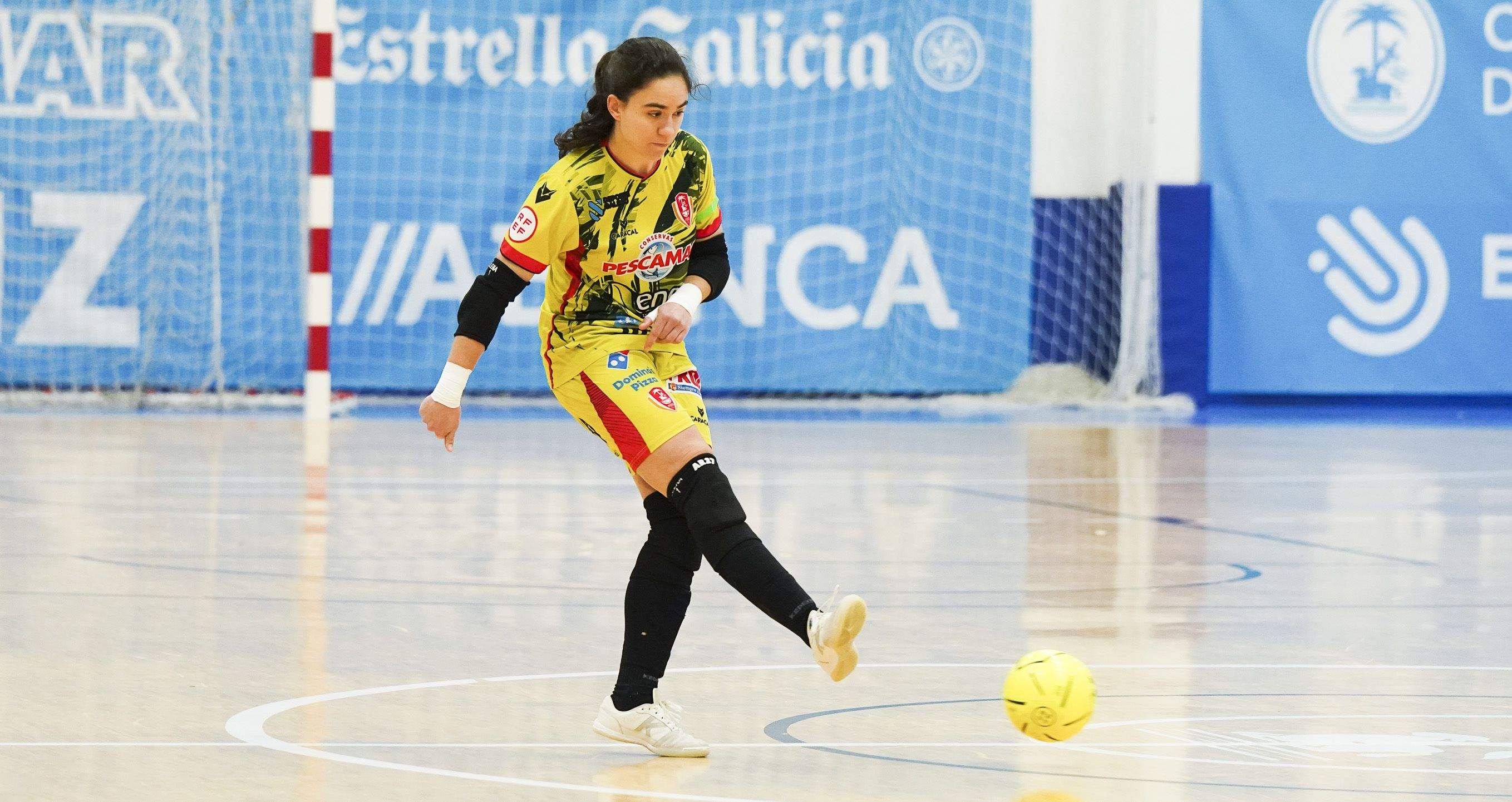 Elena, no partido entre o Poio Pescamar e Marín Futsal na Seca Elena, no partido entre o Poio Pescamar e Marín Futsal na Seca