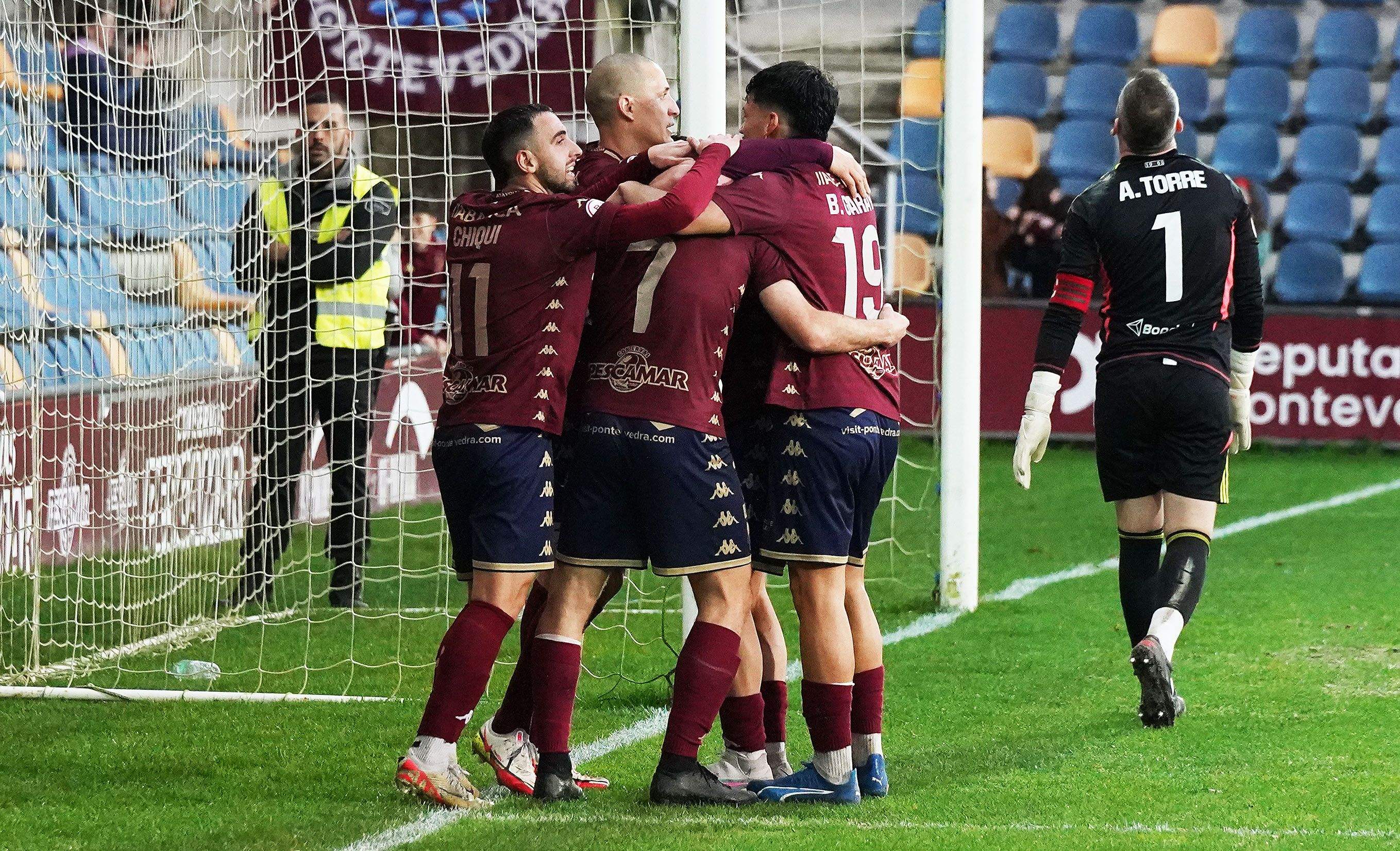 Partido entre Pontevedra y Langreo en Pasarón