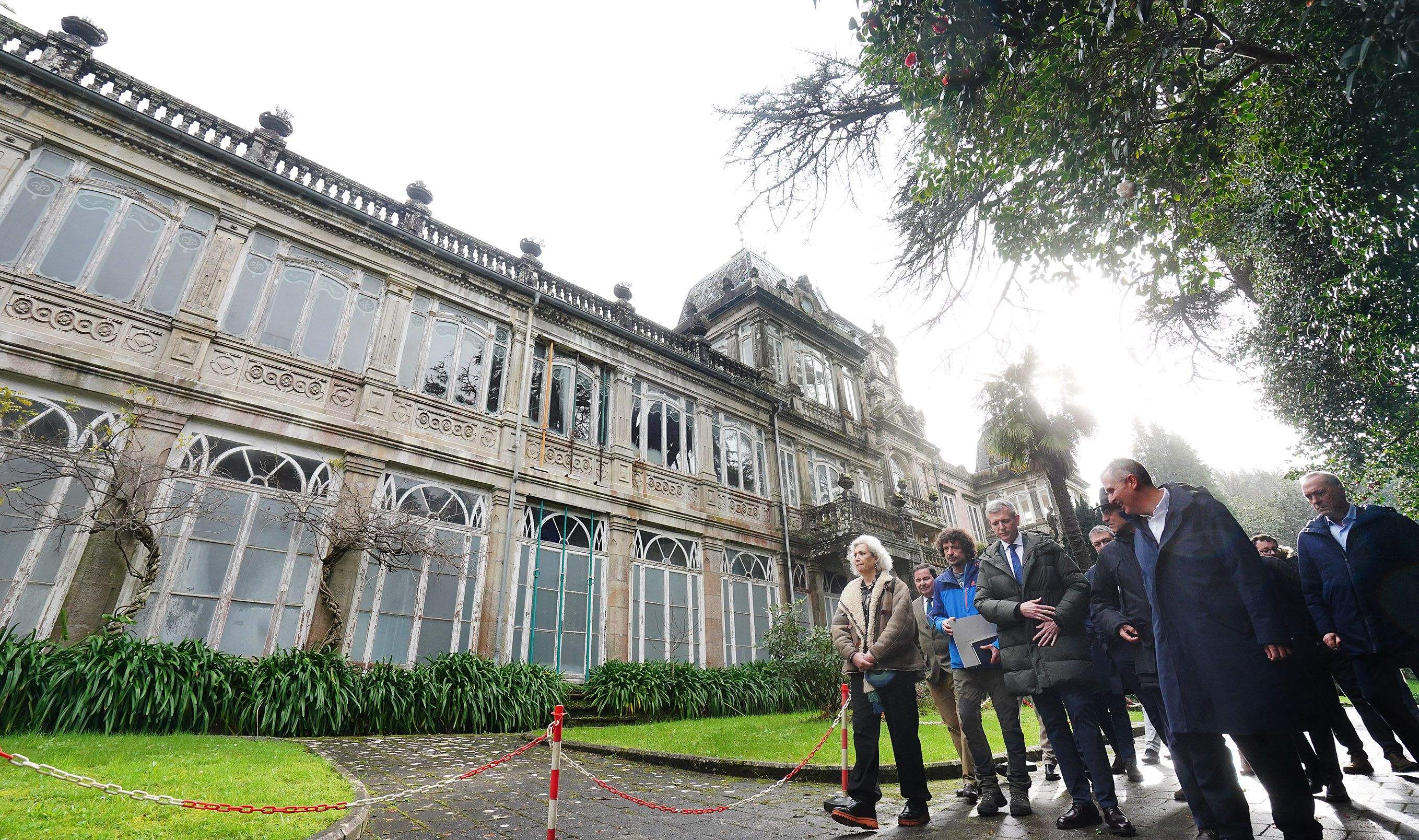 Visita de Alfonso Rueda ao Pazo de Lourizán