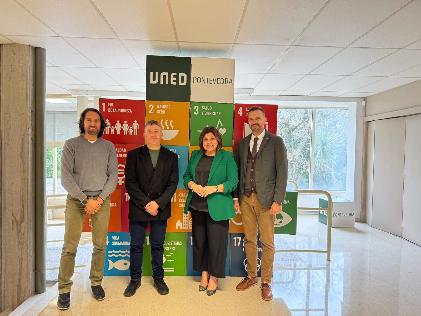 Alfonso Vázquez, Javier Mingorance, Sandra Bastos e Rafael Cotelo, na presentación do curso