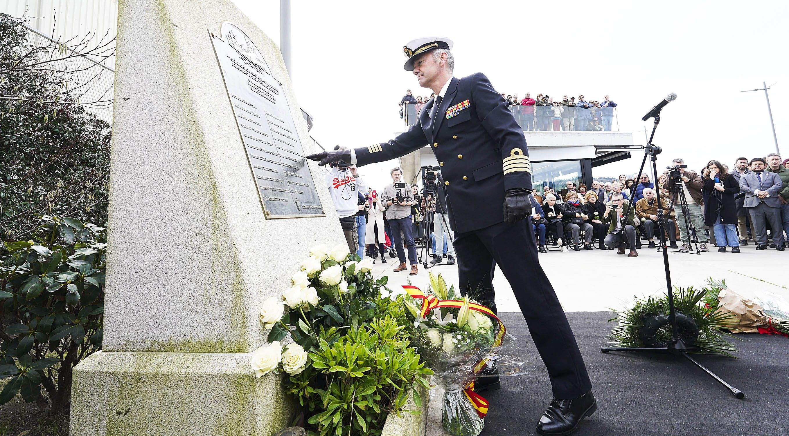 Homenaje por el tercer aniversario del naufragio del pesquero 'Villa de Pitanxo' Homenaje por el tercer aniversario del naufragio del pesquero 'Villa de Pitanxo'