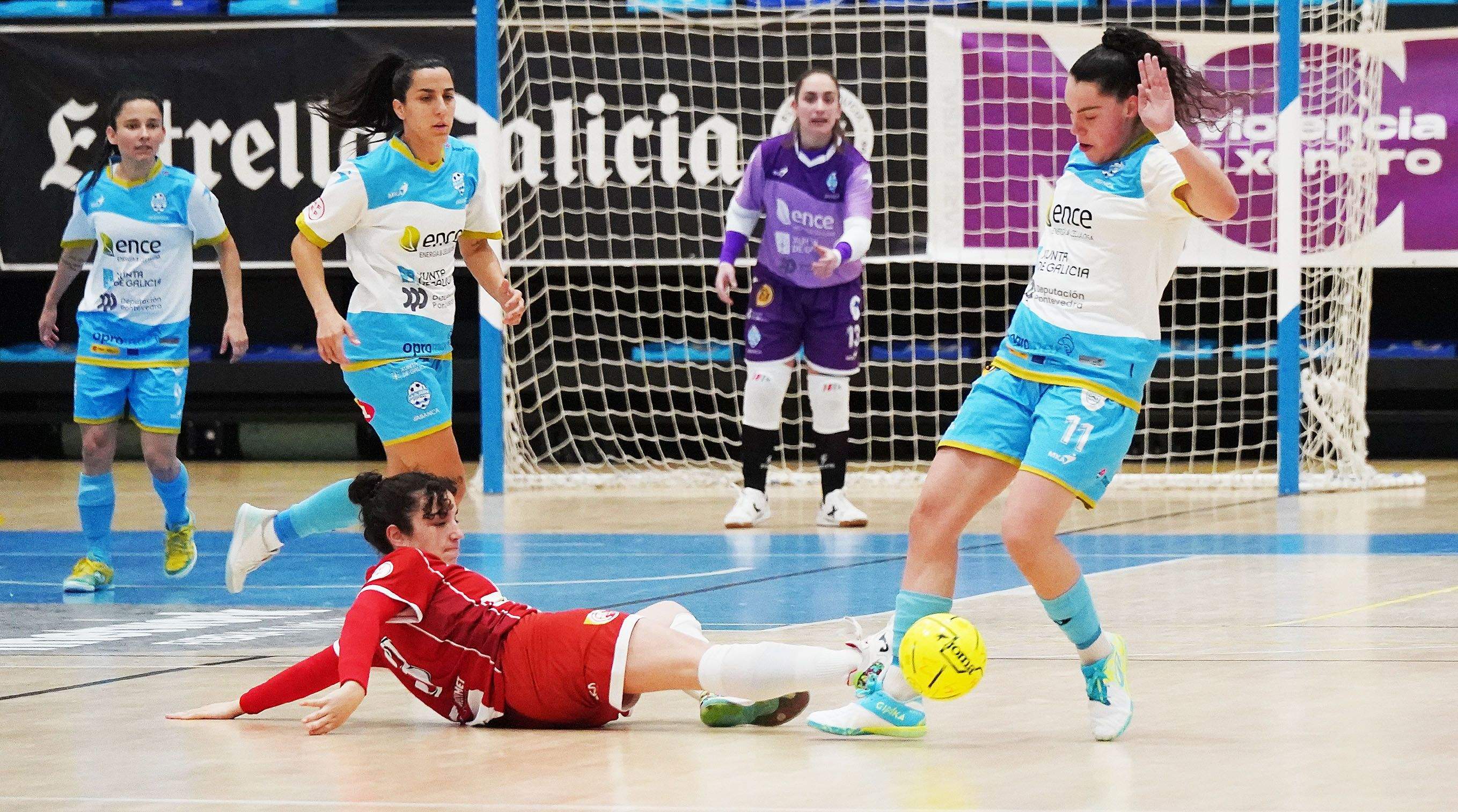 Partido entre el Marín Futsal y el Lainco Rubí en A Raña Partido entre el Marín Futsal y el Lainco Rubí en A Raña