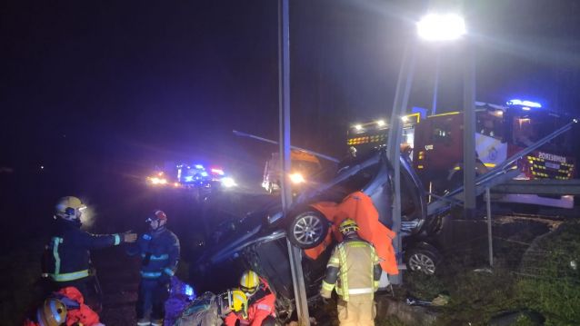 Accidente de tráfico en la Autovía del Salnés Accidente de tráfico en la Autovía del Salnés