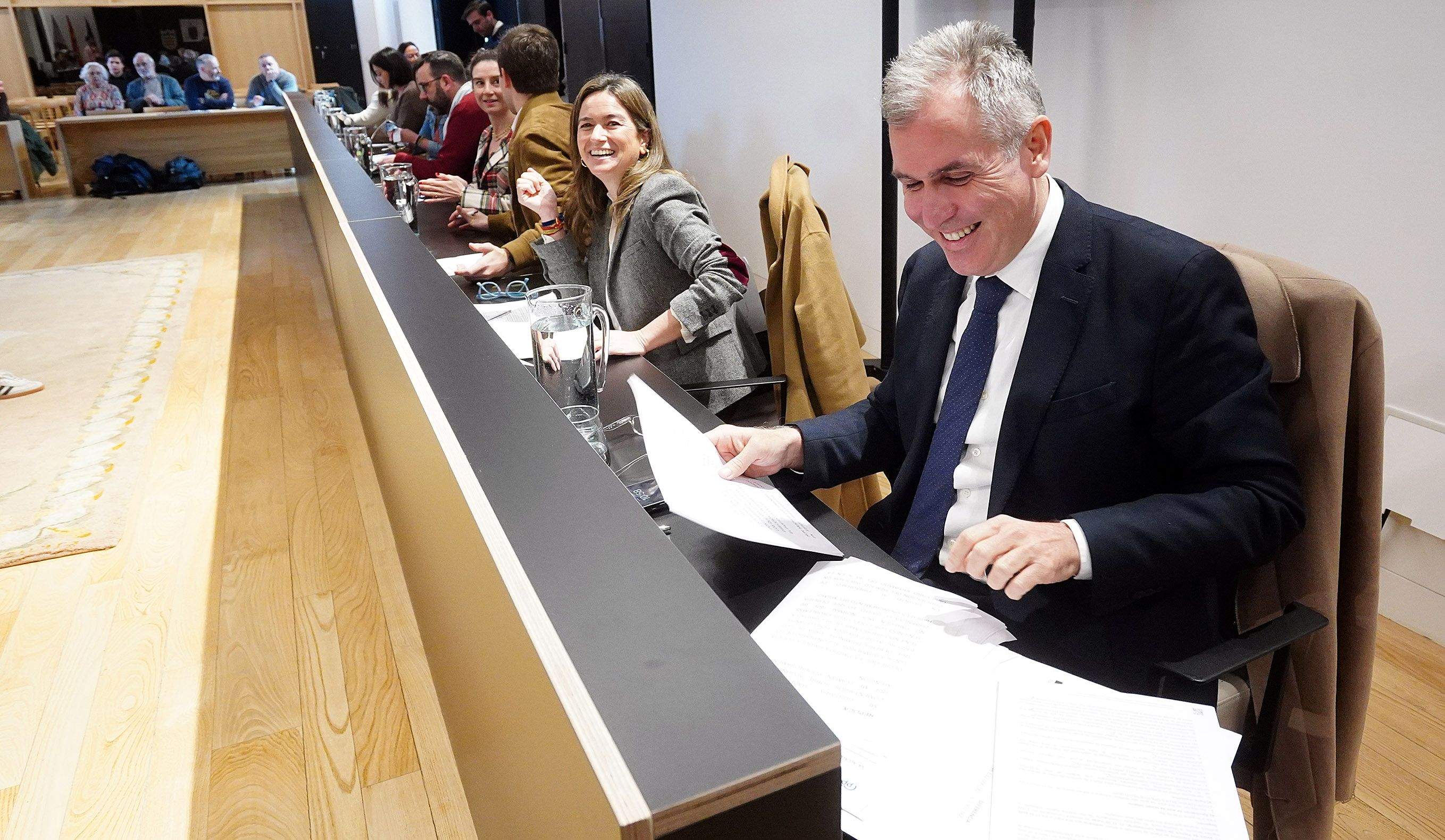 Pleno municipal de Pontevedra en el que se aprobaron los presupuestos de 2025