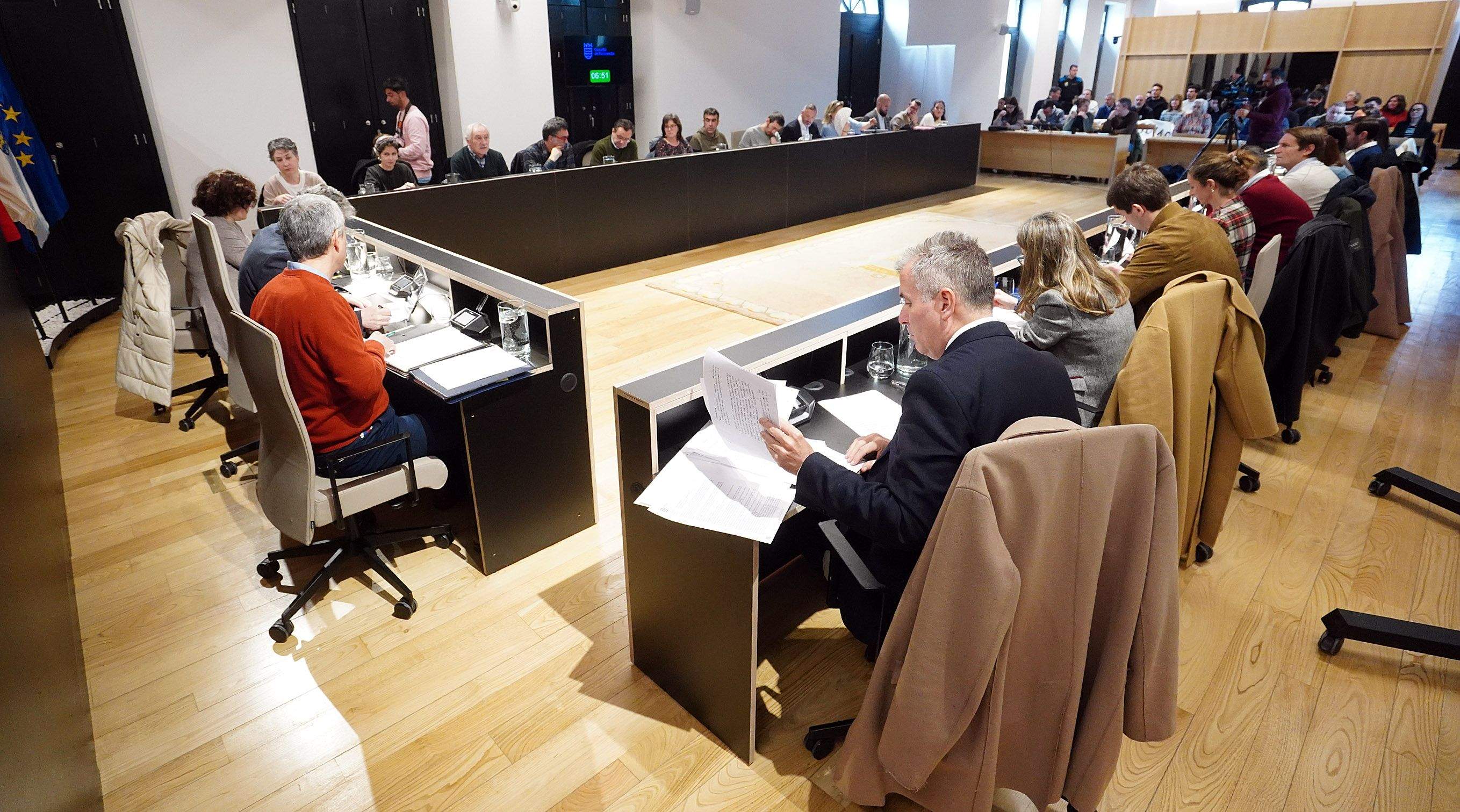 Pleno municipal de Pontevedra en el que se aprobaron los presupuestos de 2025