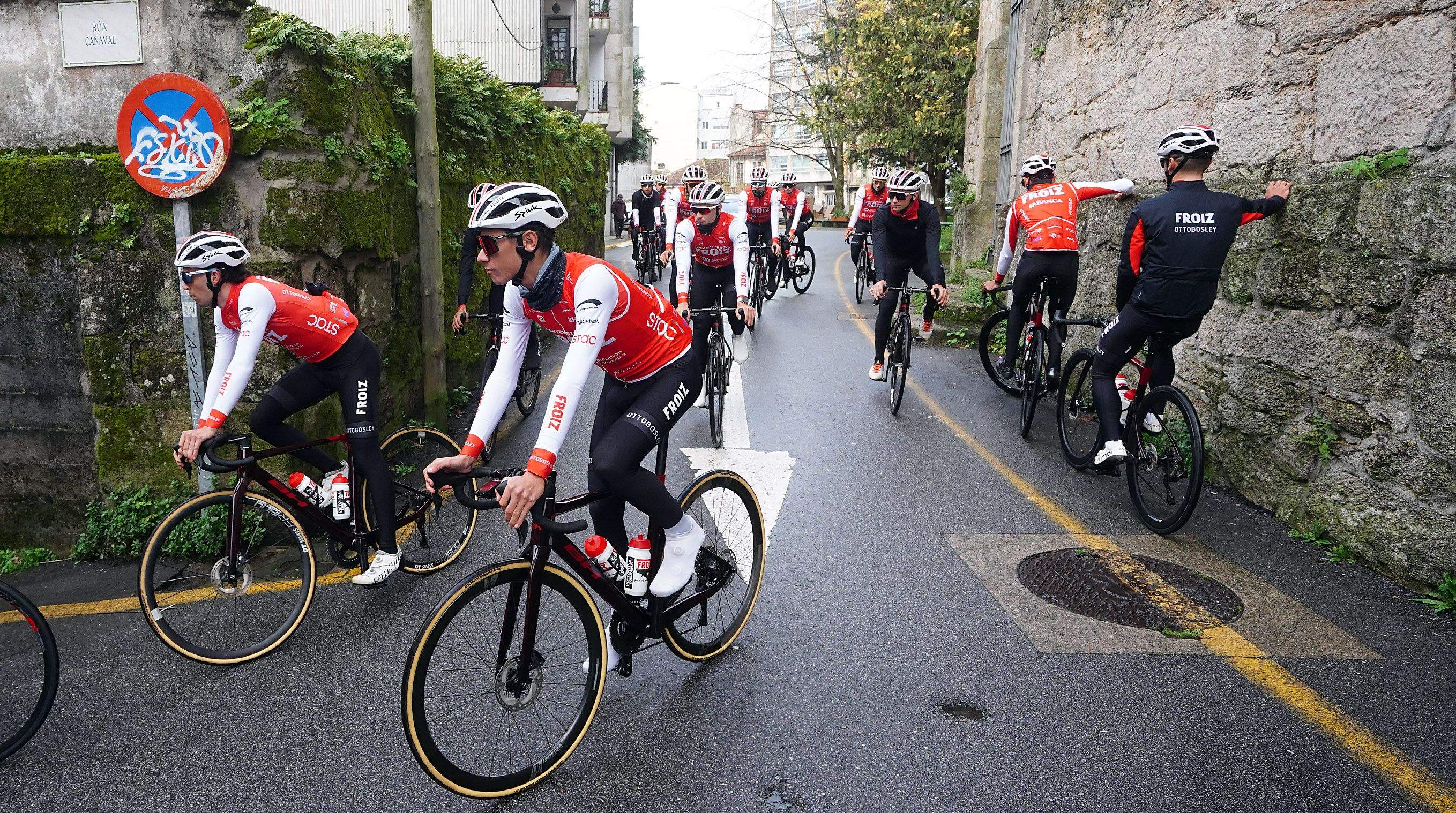 O equipo ciclista Froiz inicia a tempada 2025 O equipo ciclista Froiz inicia a tempada 2025