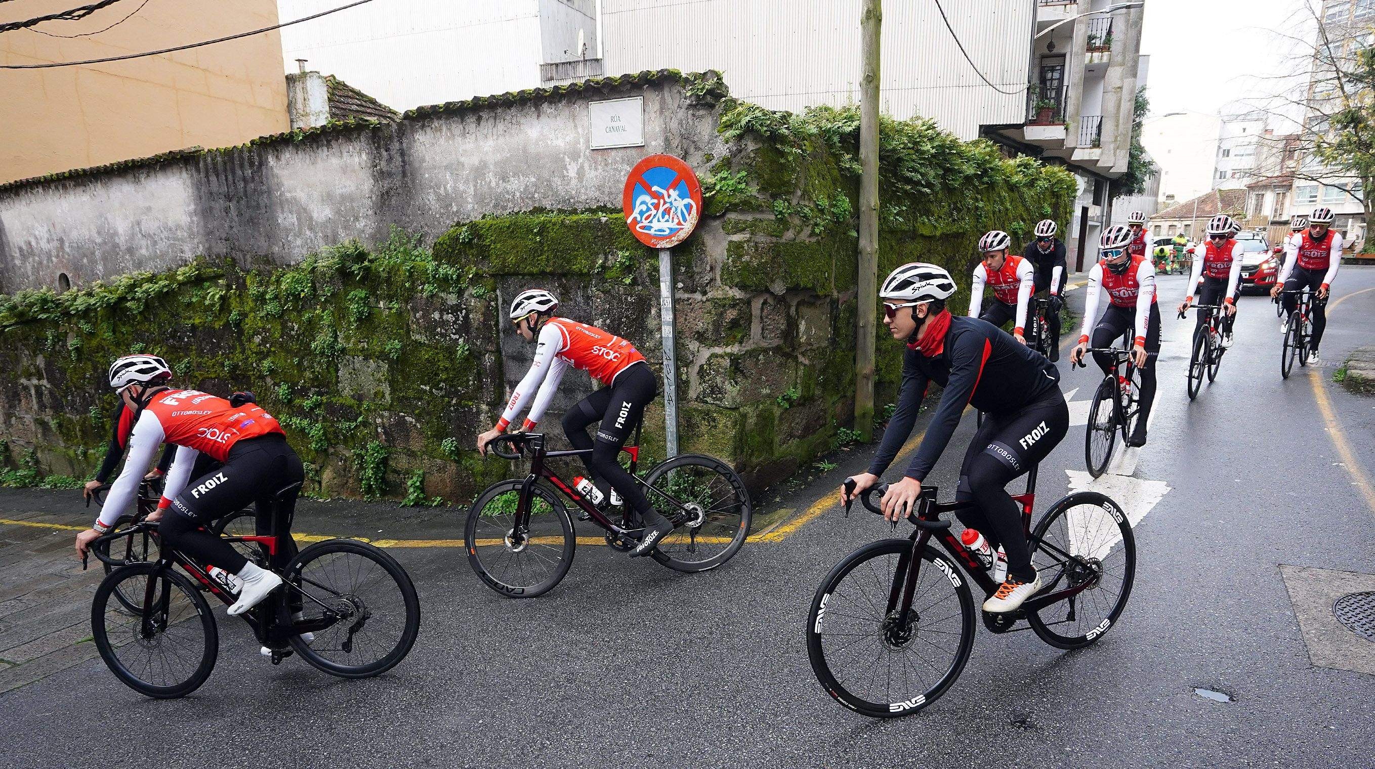 O equipo ciclista Froiz inicia a tempada 2025 O equipo ciclista Froiz inicia a tempada 2025
