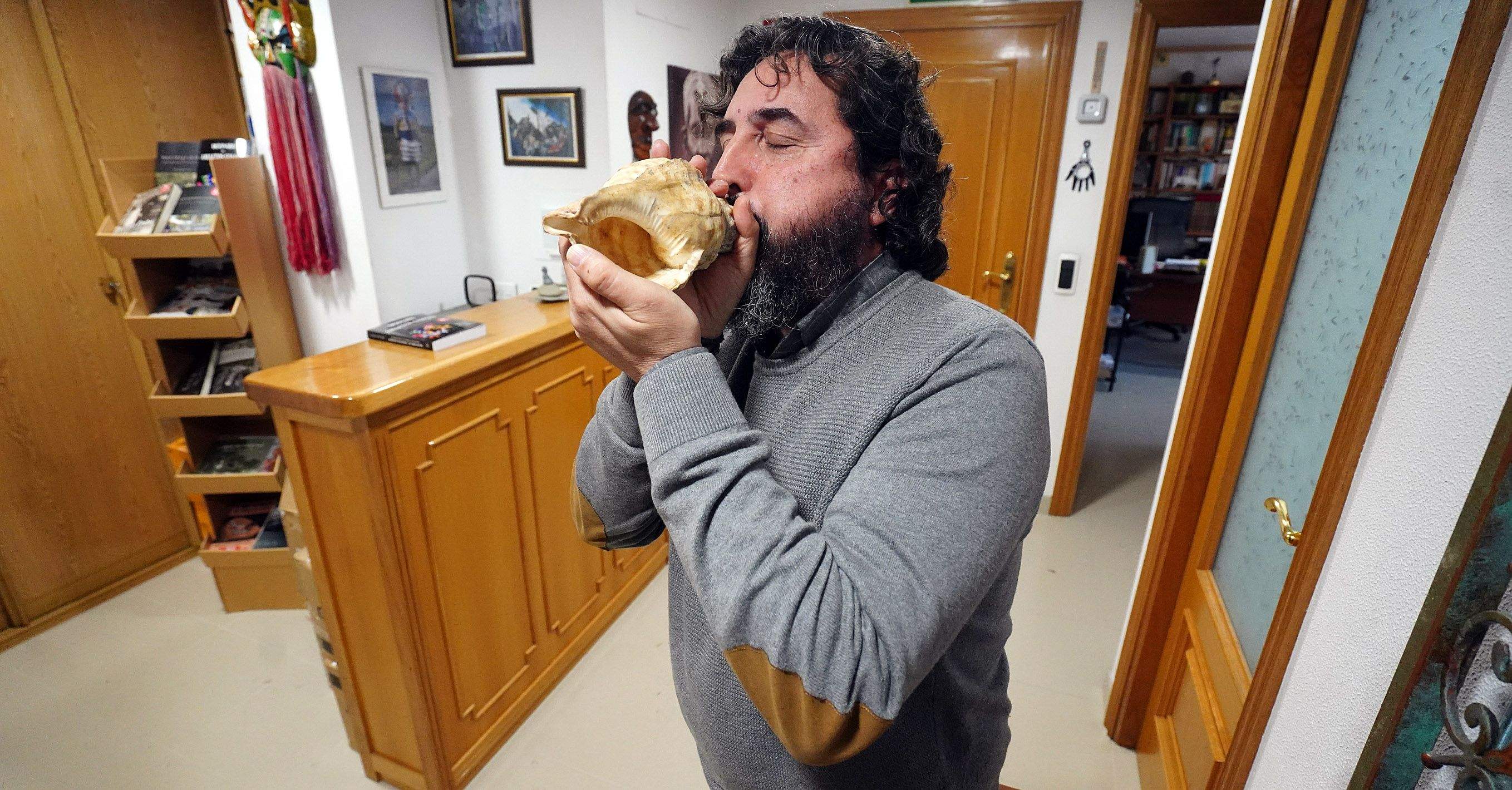 Caracola propia del Entroido de la parroquia pontevedresa de Marcón