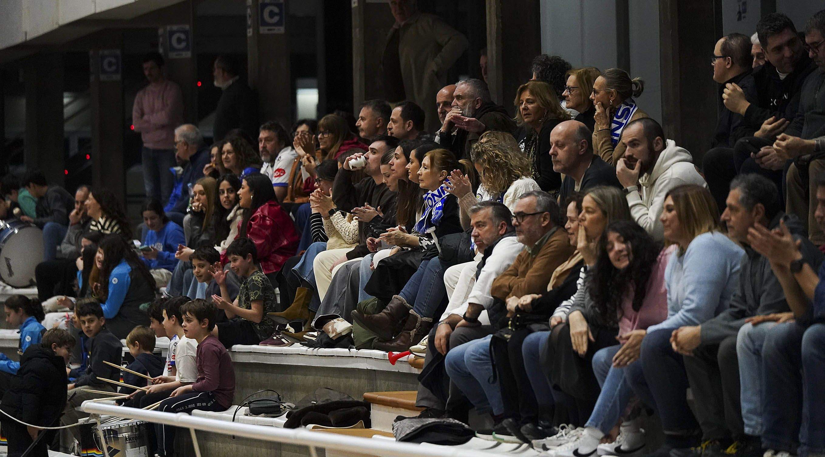 Partido de División de Honor Plata entre Cisne y Proin Sevilla
