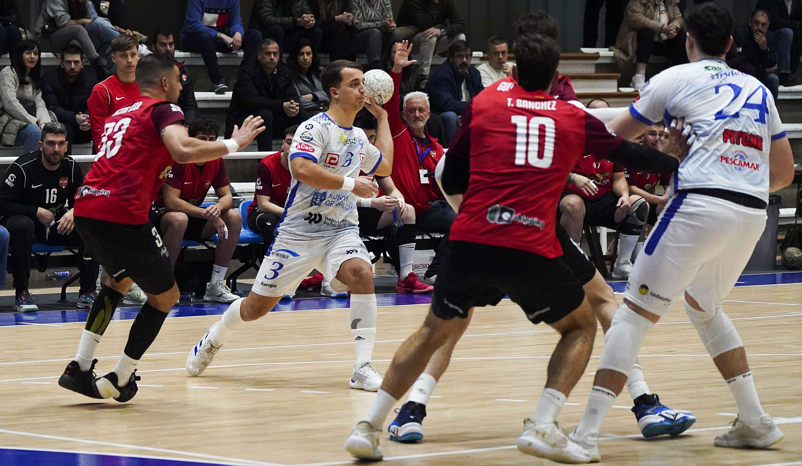 Partido de División de Honor Plata entre Cisne y Proin Sevilla