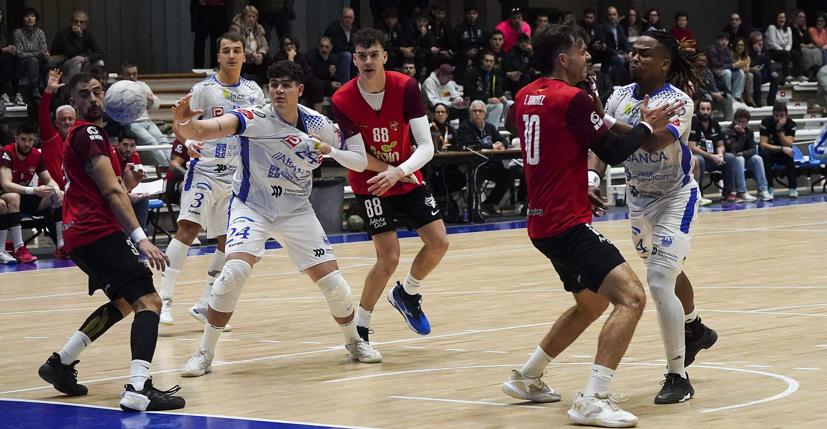 Partido de División de Honor Plata entre Cisne y Proin Sevilla