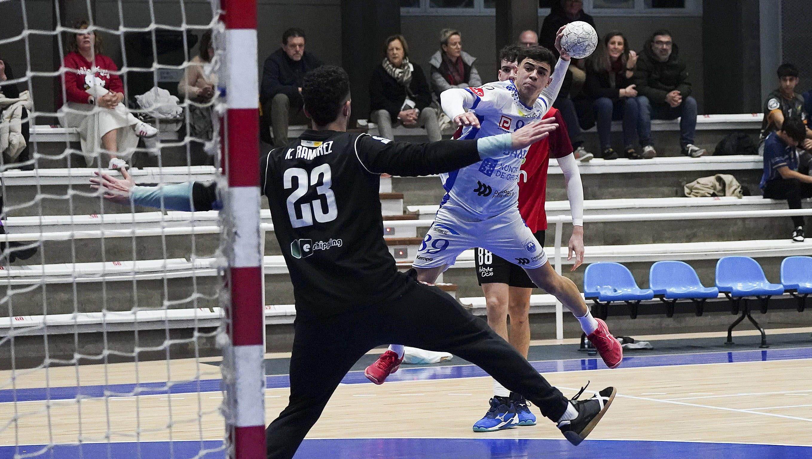 Partido de División de Honor Plata entre Cisne y Proin Sevilla
