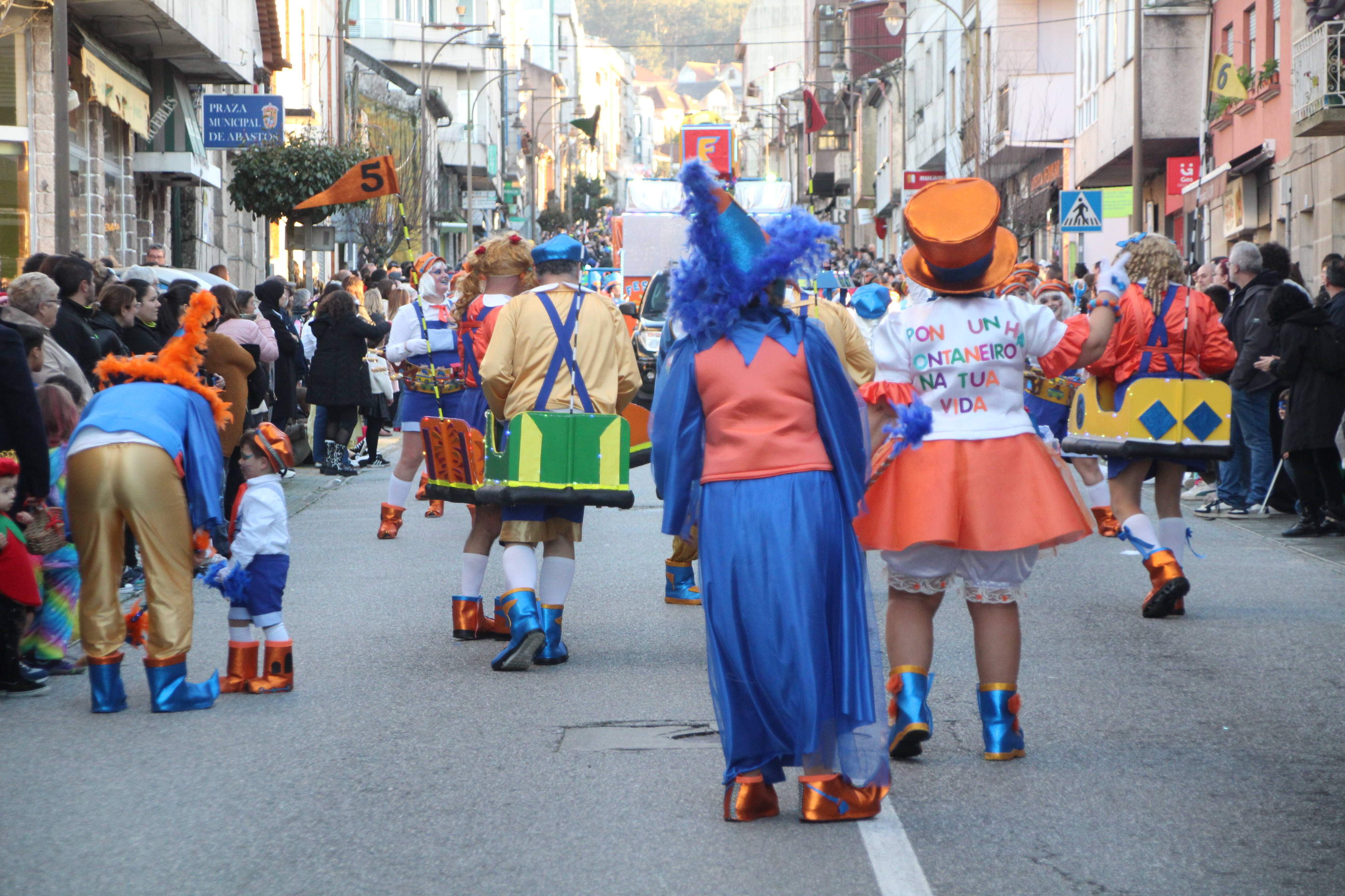 Desfile de comparsas Entruido de Soutomaior Desfile de comparsas Entruido de Soutomaior
