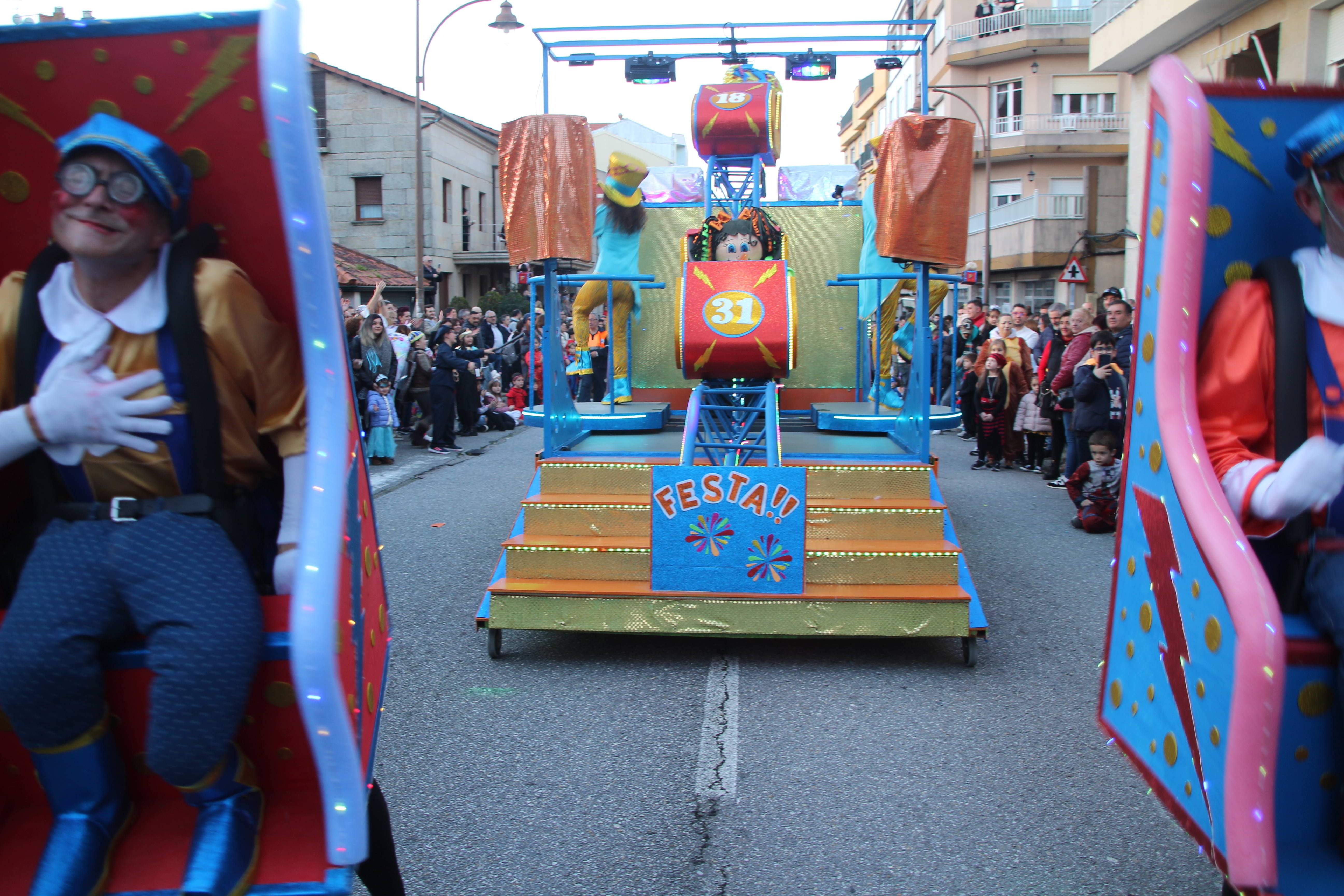 Desfile de comparsas Entruido de Soutomaior Desfile de comparsas Entruido de Soutomaior