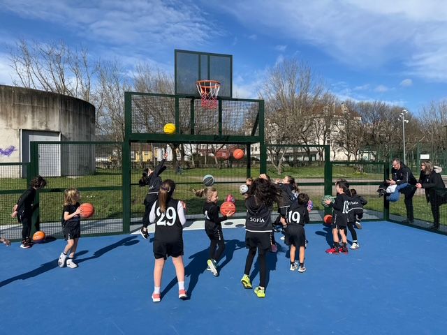 Inauguración de la pista Multideporte de A Tafona