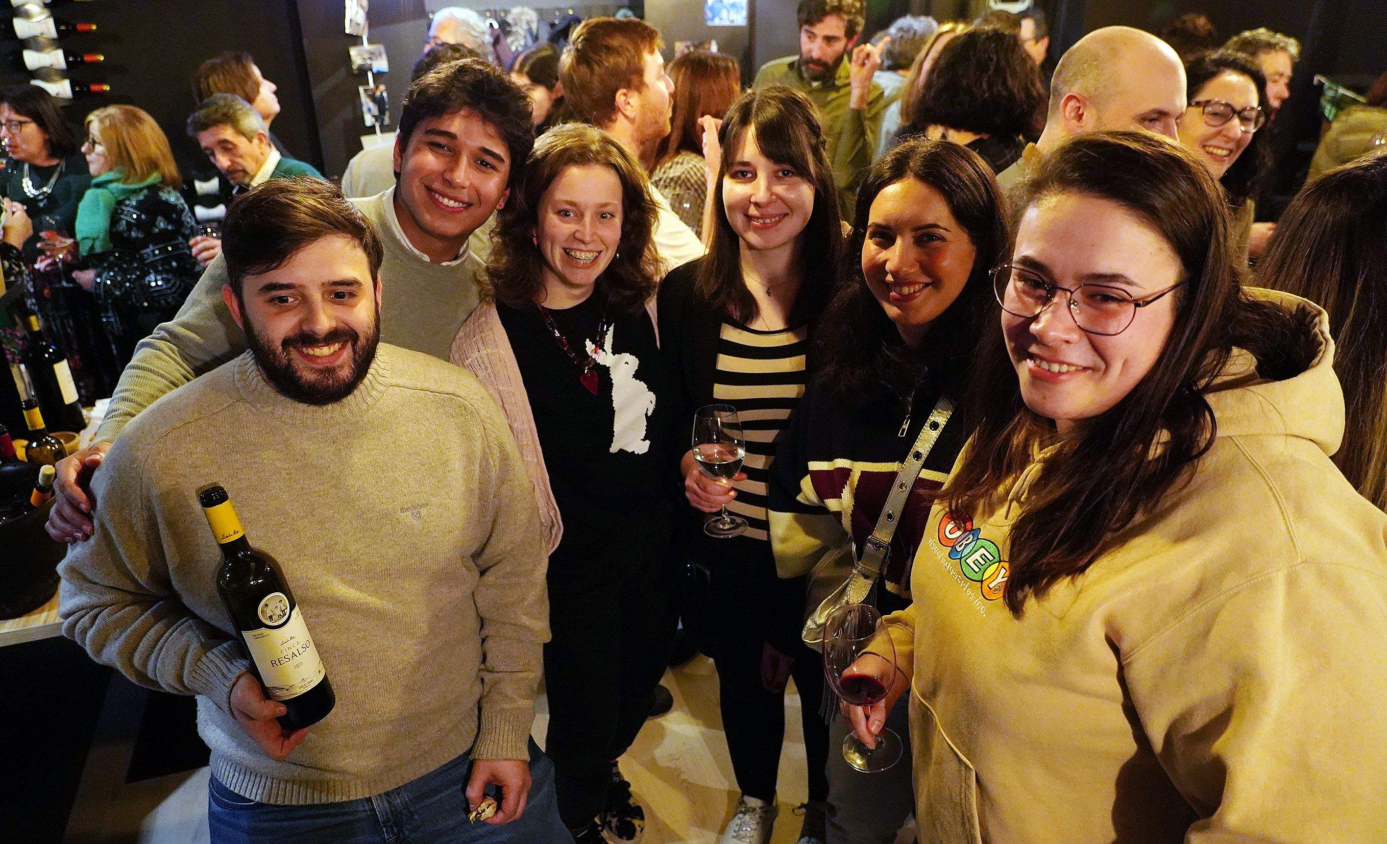 Fiesta en el Icewolf en Pontevedra para celebrar el décimo aniversario
