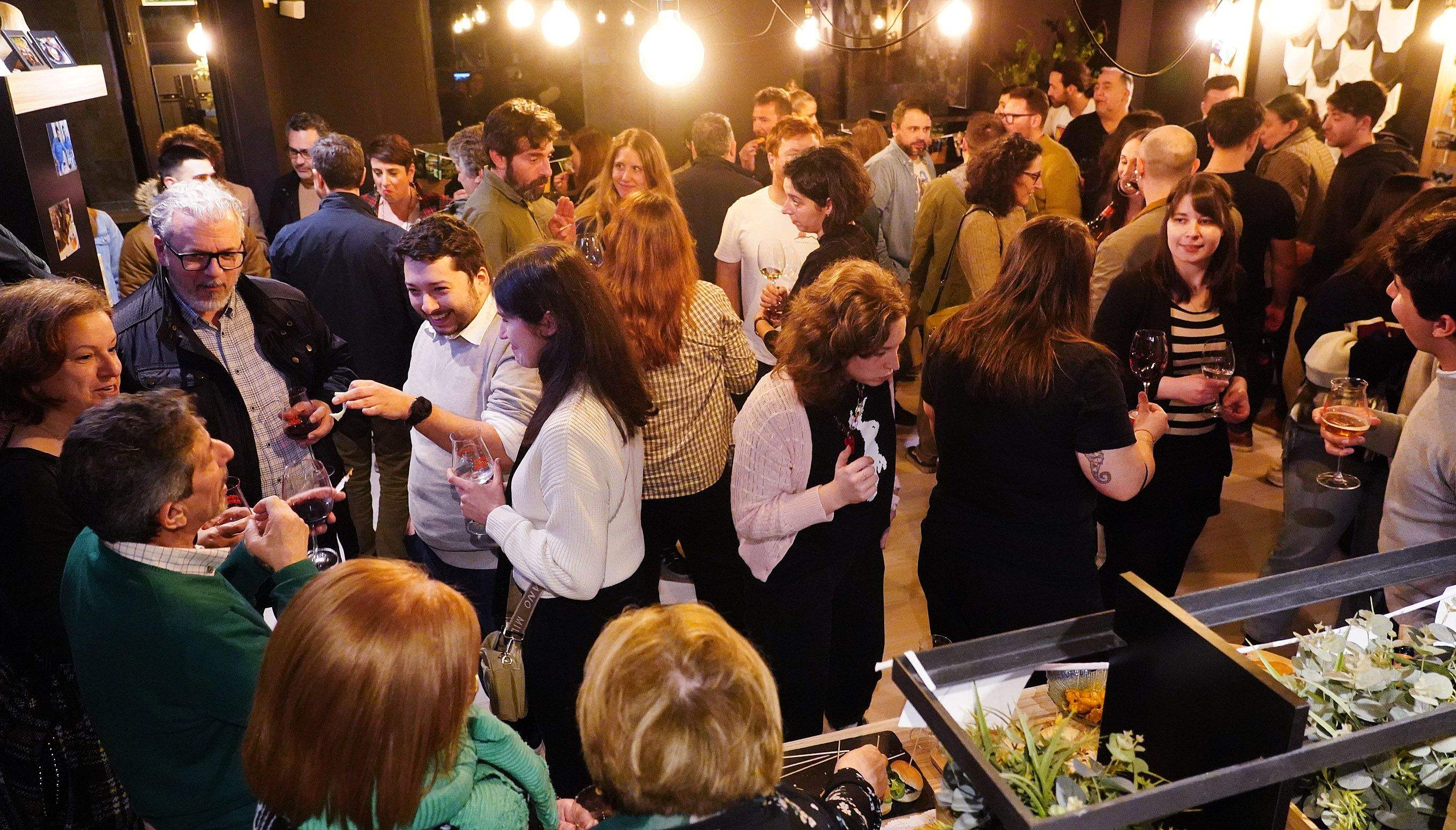 Fiesta en el Icewolf en Pontevedra para celebrar el décimo aniversario