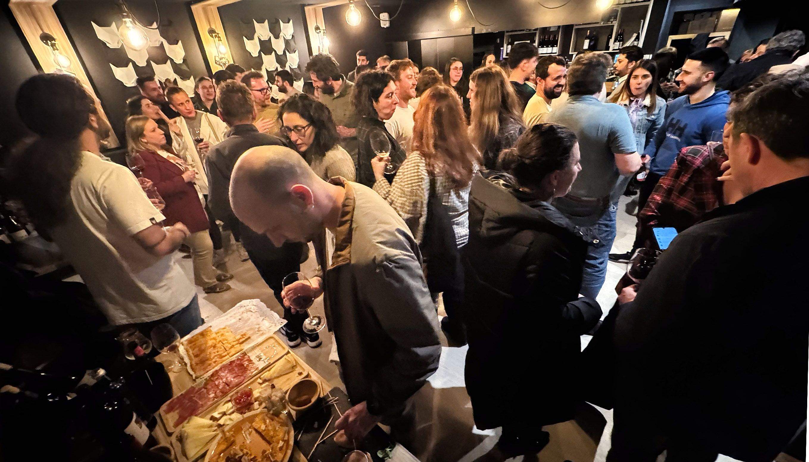 Fiesta en el Icewolf en Pontevedra para celebrar el décimo aniversario