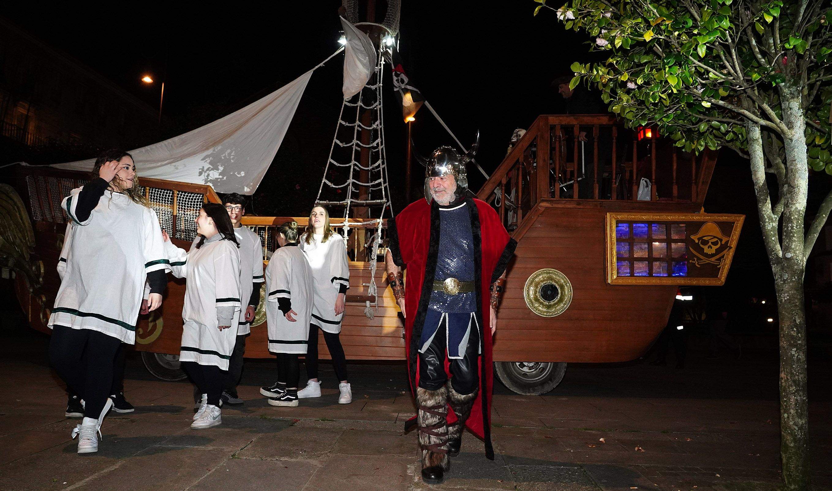 Pregón del Entroido 2025 a cargo de Las Flores del Carnaval