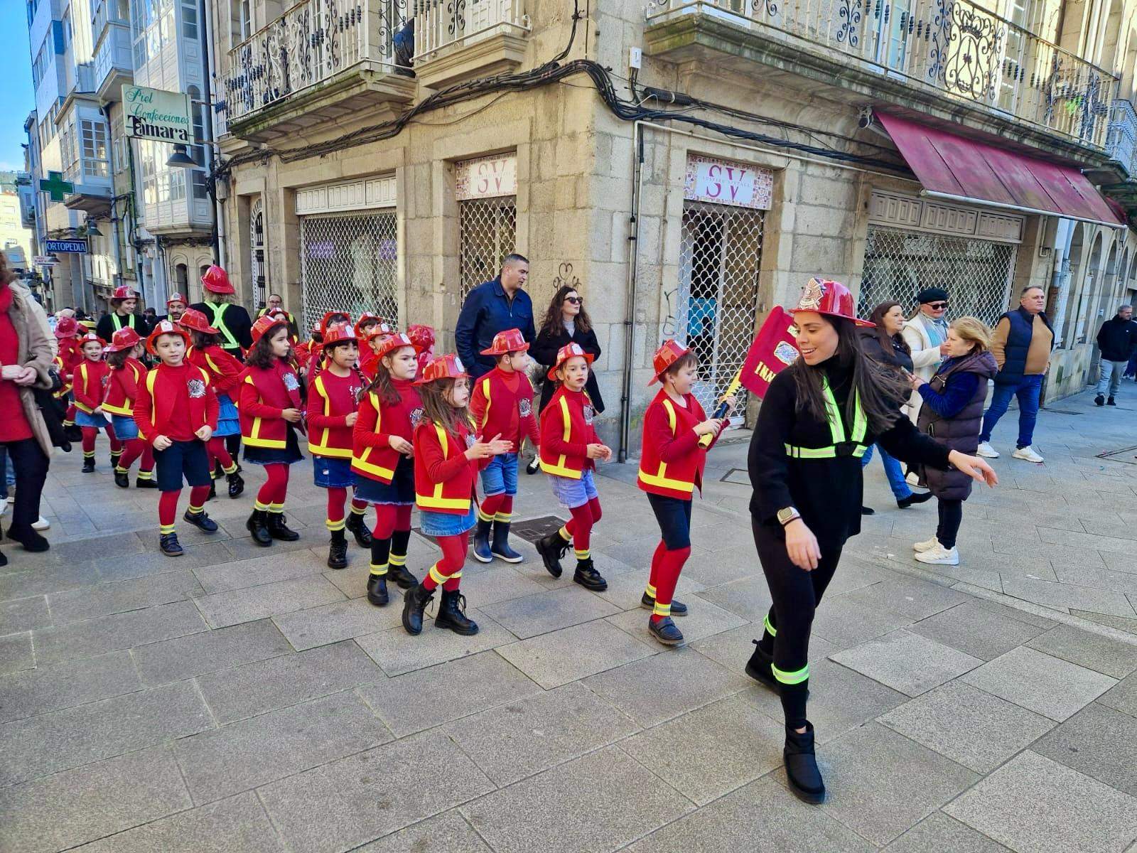Desfile infantil de Entroido de Marín 2025