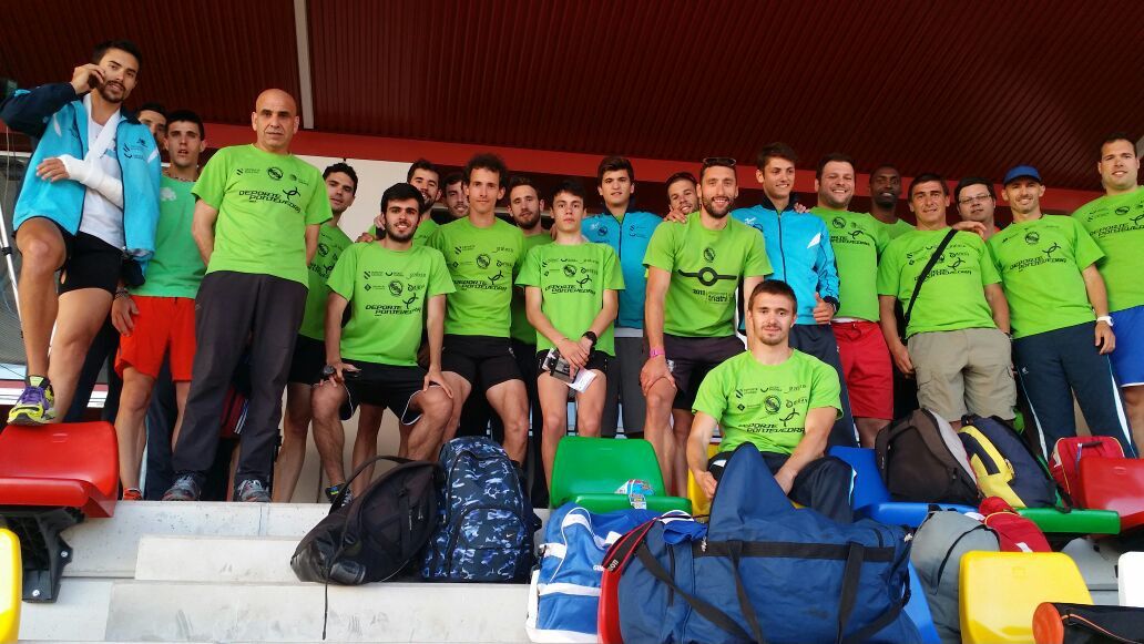 Equipo da Gimnástica na segunda xornada da División de Honra en Castellón