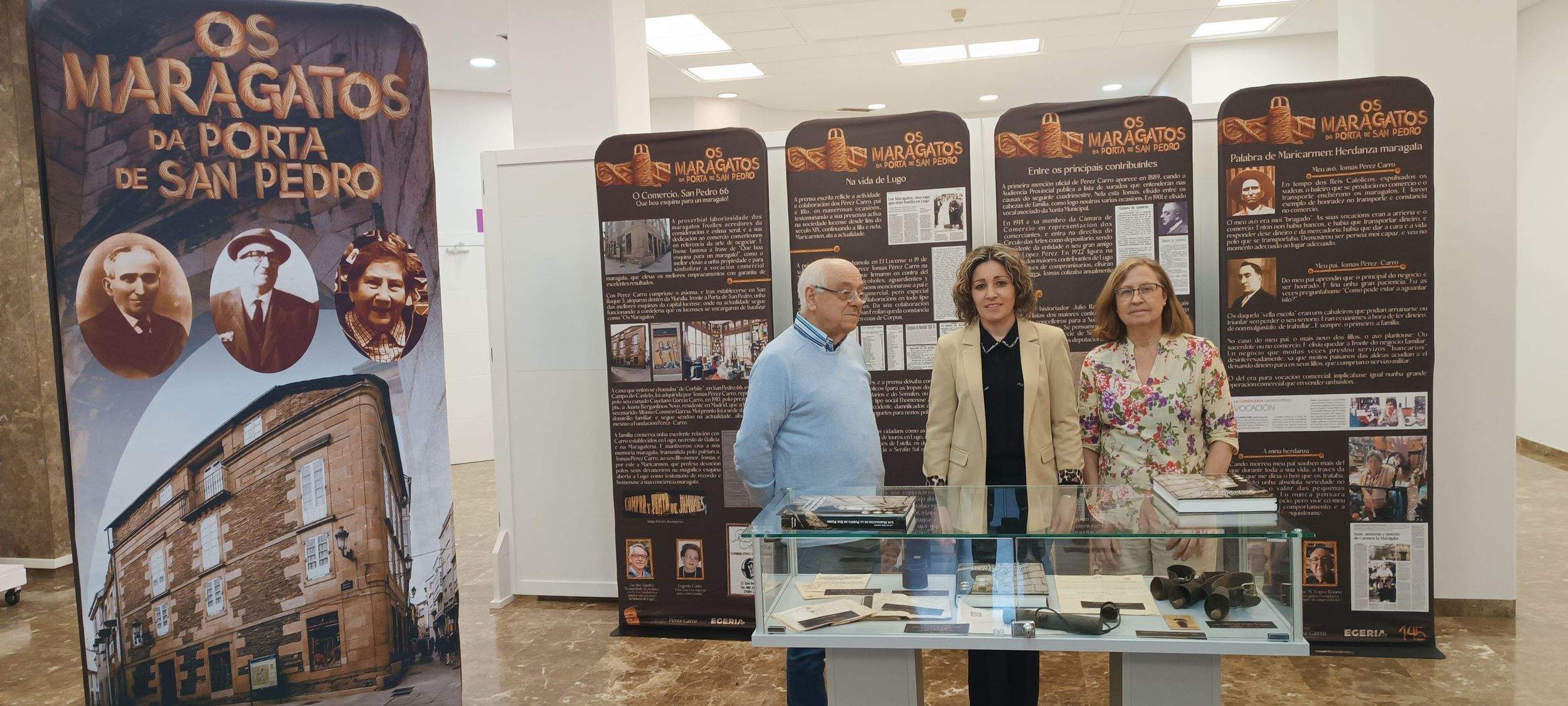 Inauguración de 'Os Maragatos da Porta de San Pedro' en la Biblioteca