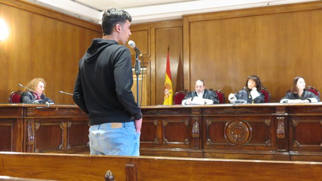 Juicio por un delito de lesiones Juicio por un delito de lesiones