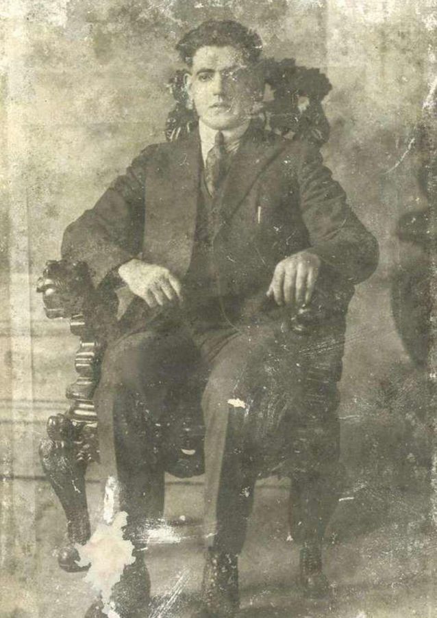 Antonio Sueiro Cadavide, alcalde republicano de Cerdedo. Antonio Sueiro Cadavide, alcalde republicano de Cerdedo.