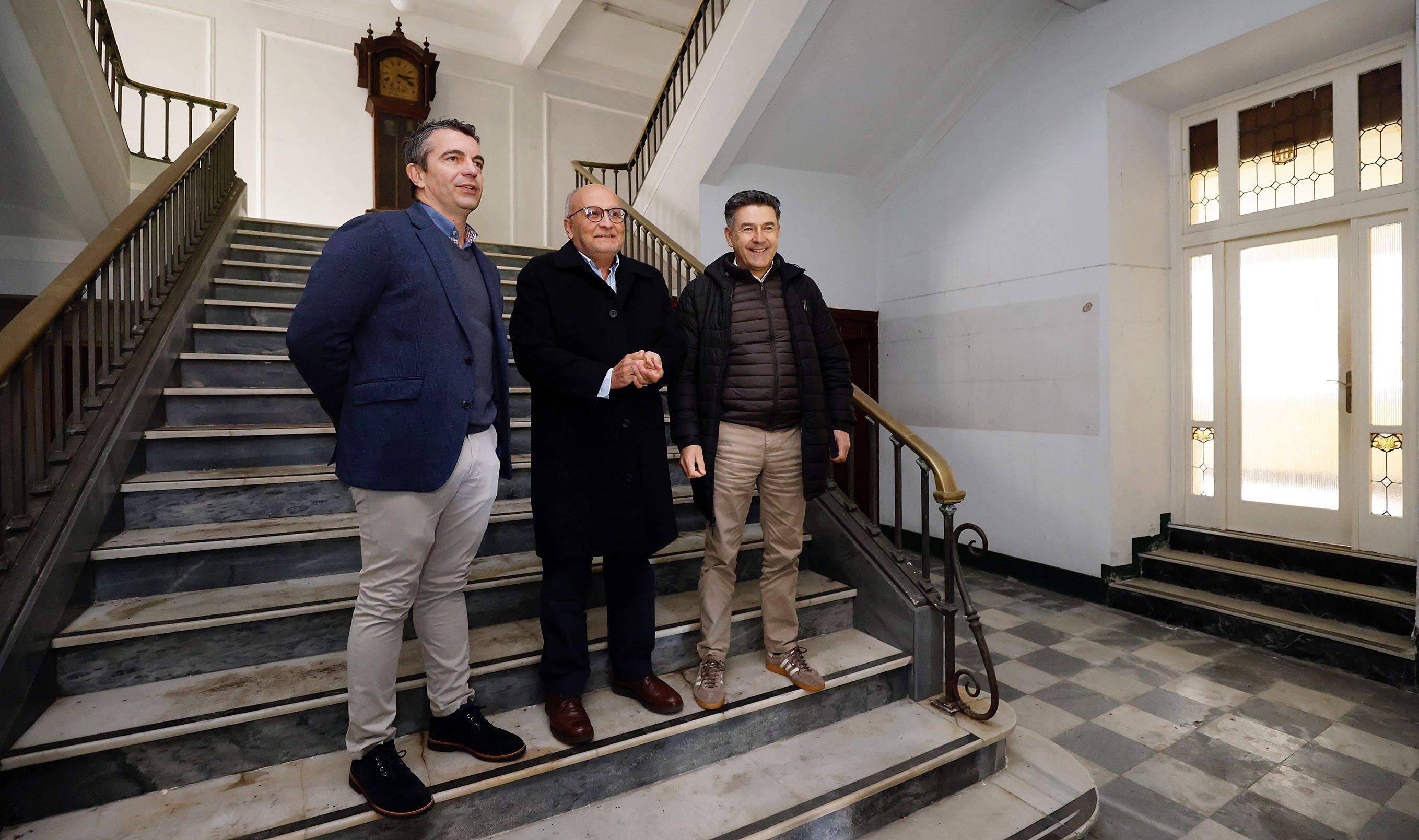 Abel Losada visita la antigua sede de Hacienda en San Francisco