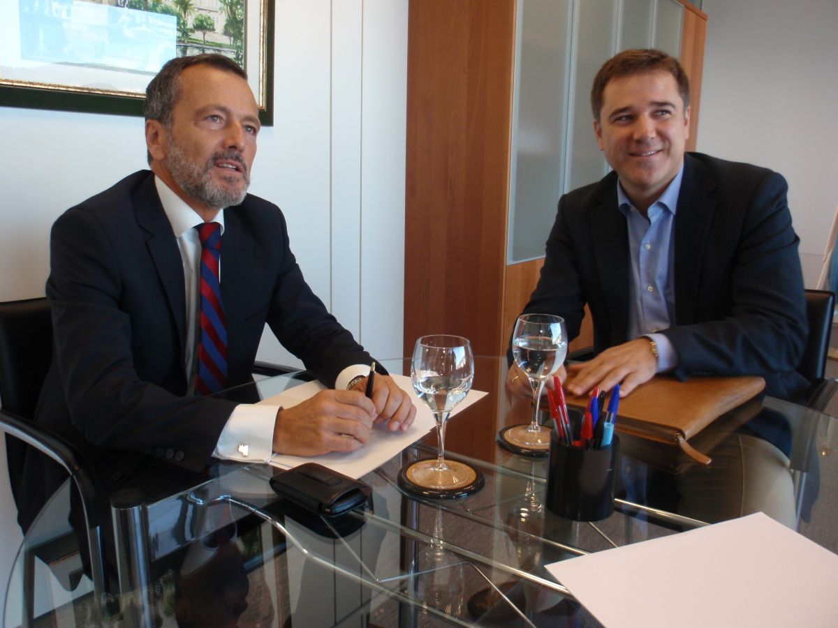 Reunión entre Agustín Hernández y Jacobo Moreira en la Consellería de Medio Ambiente