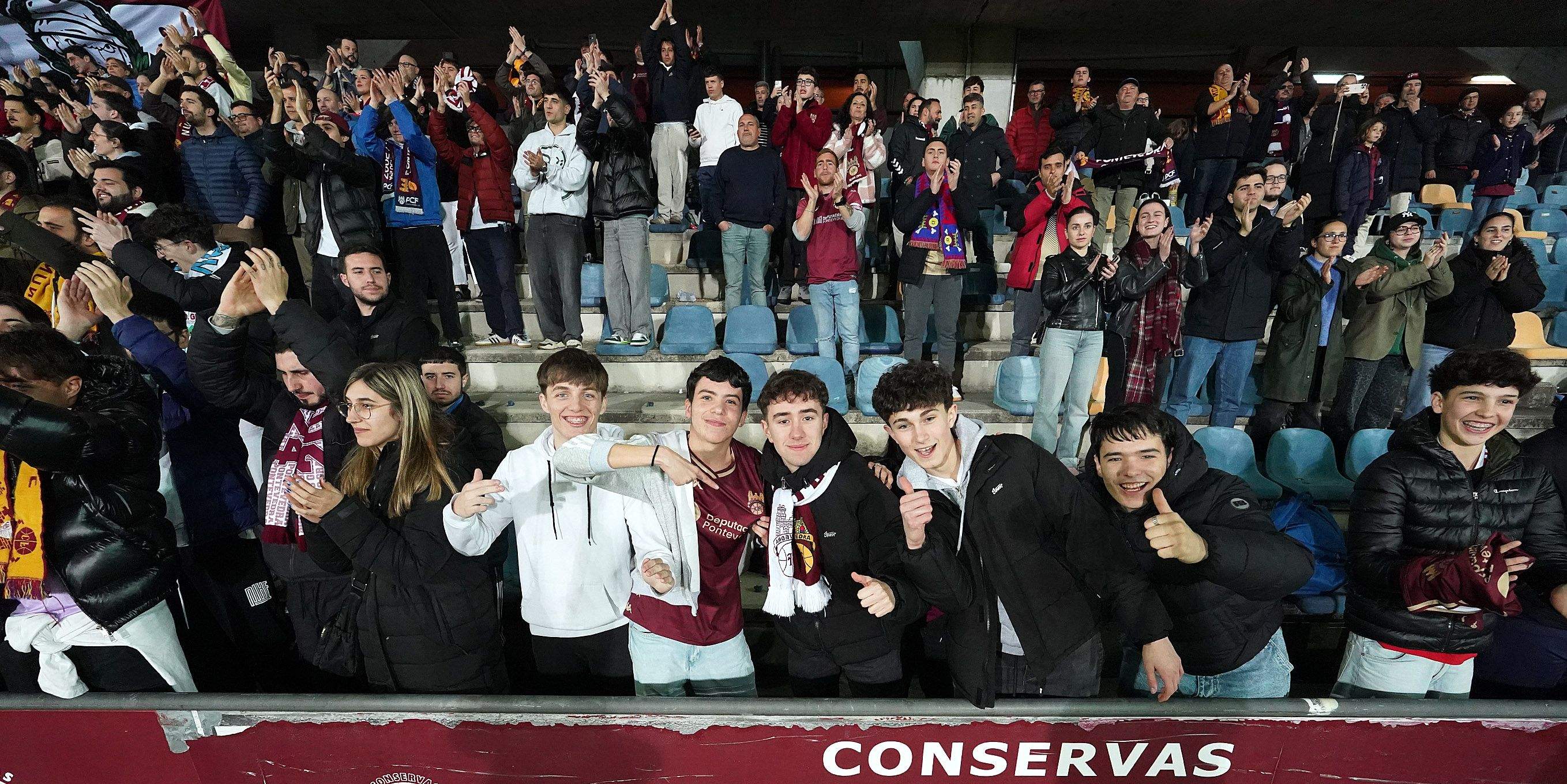 Partido entre Pontevedra CF e CD Numancia en Pasarón
