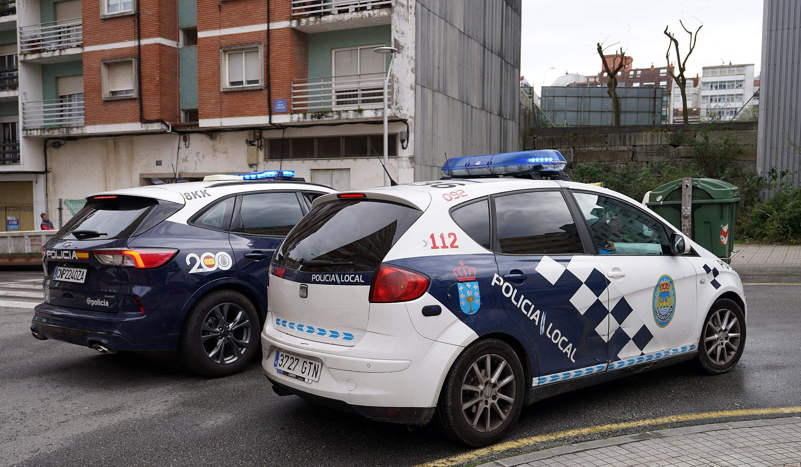 Patrullas de las policías Nacional y Local de Pontevedra