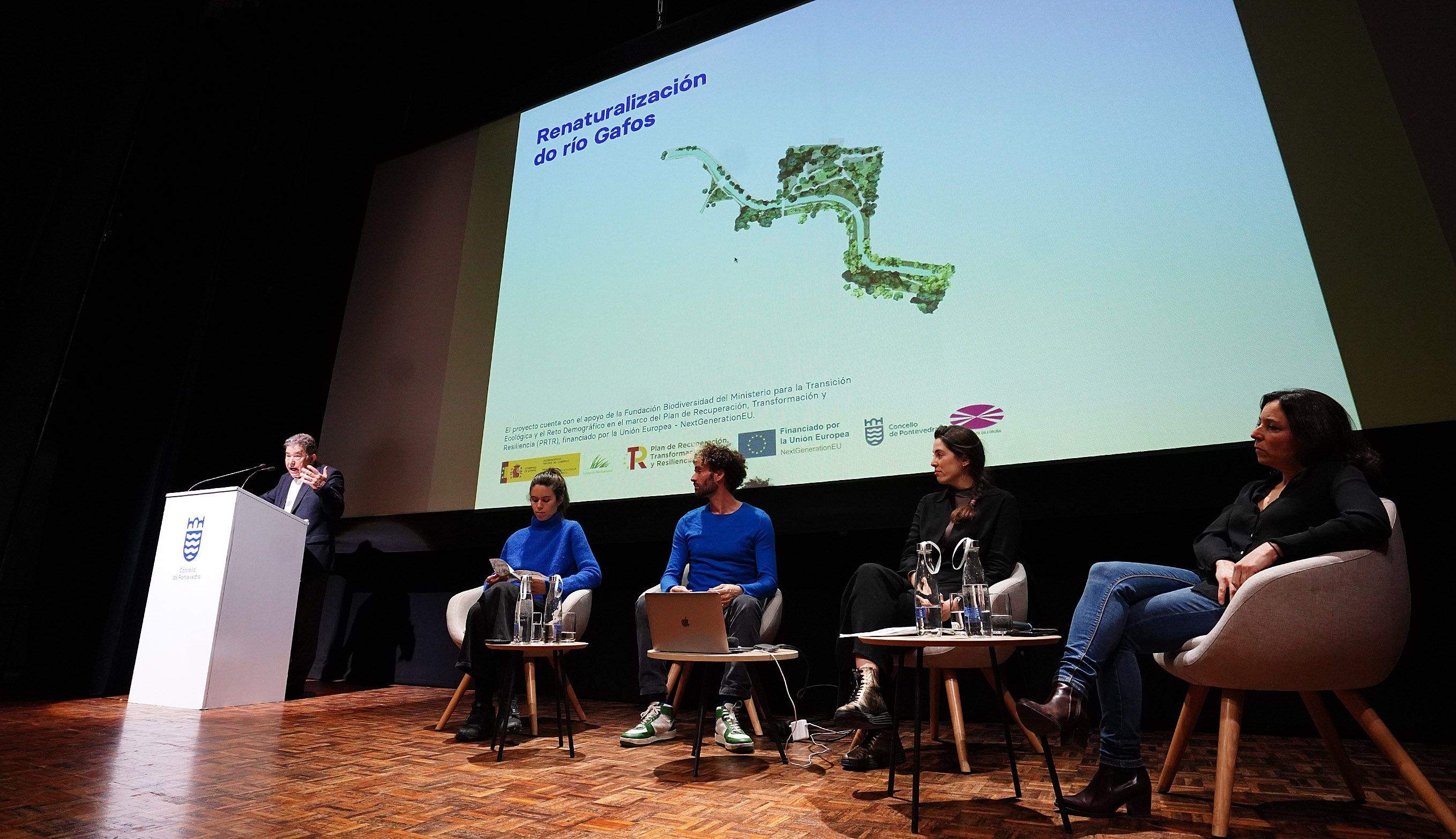 Presentación del proyecto de renaturalización del Gafos en el Teatro Principal