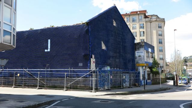 Alfolí entre a avenida de Uruguay e a rúa Galera