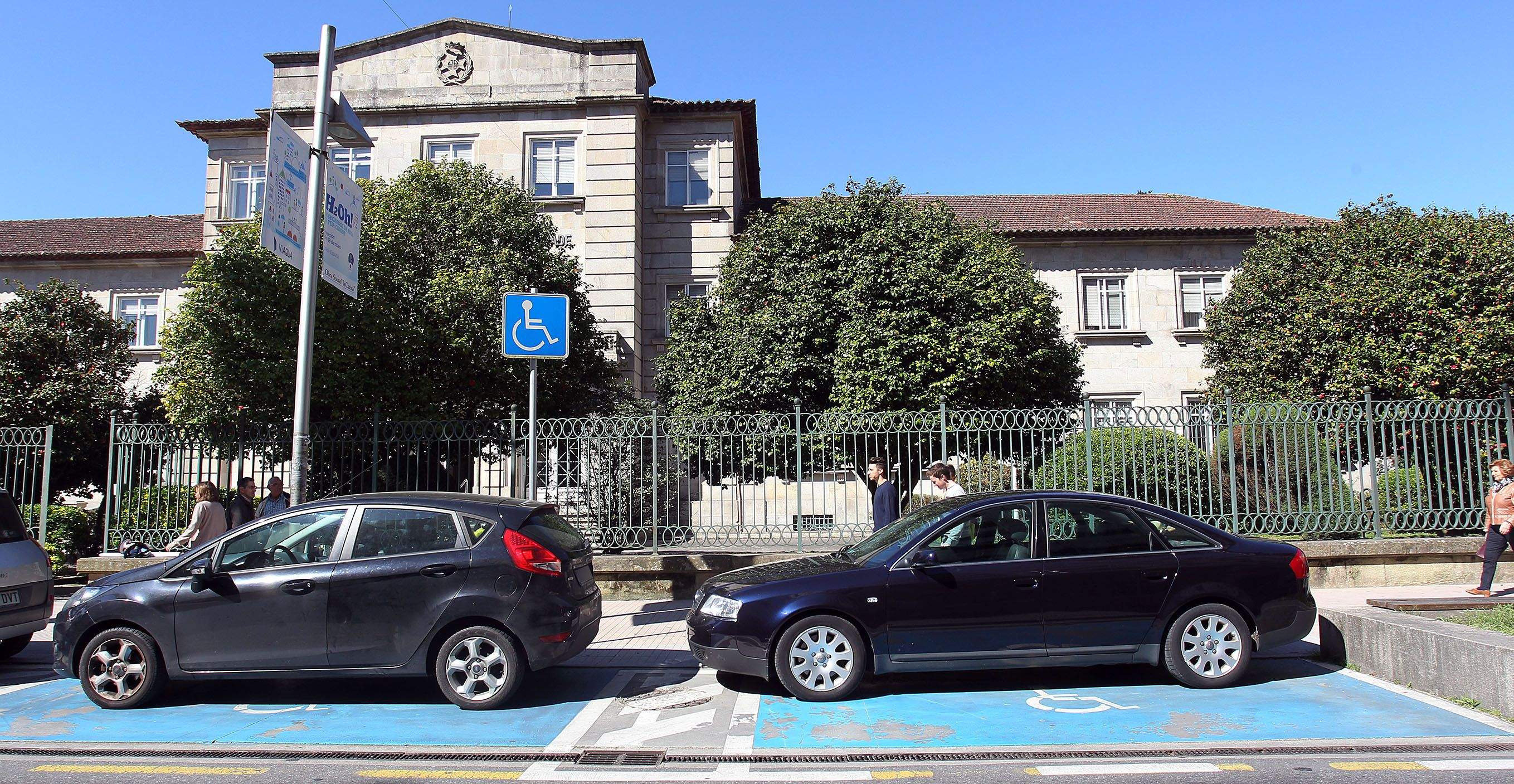 Plaza de aparcamiento para personas con movilidad reducida