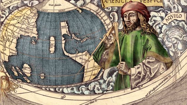 Detalle do mapa planisferio de Martin Waldseemüller (1507), chamado Universalis Cosmographia, onde se representa ao ficticio heroe da descuberta, Américo Vespucio, como o sabio e douto cosmógrafo que nunca foi.