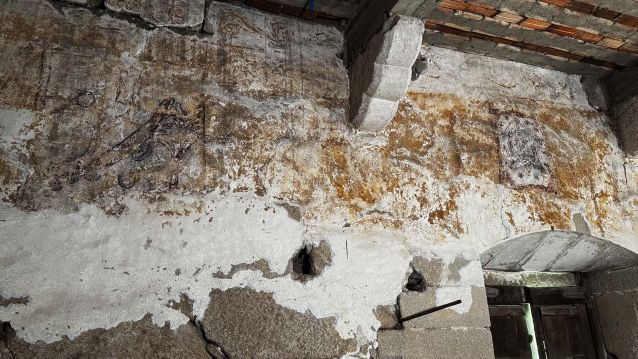 Pinturas murales del siglo XVI en el antiguo refectorio de Santa Clara