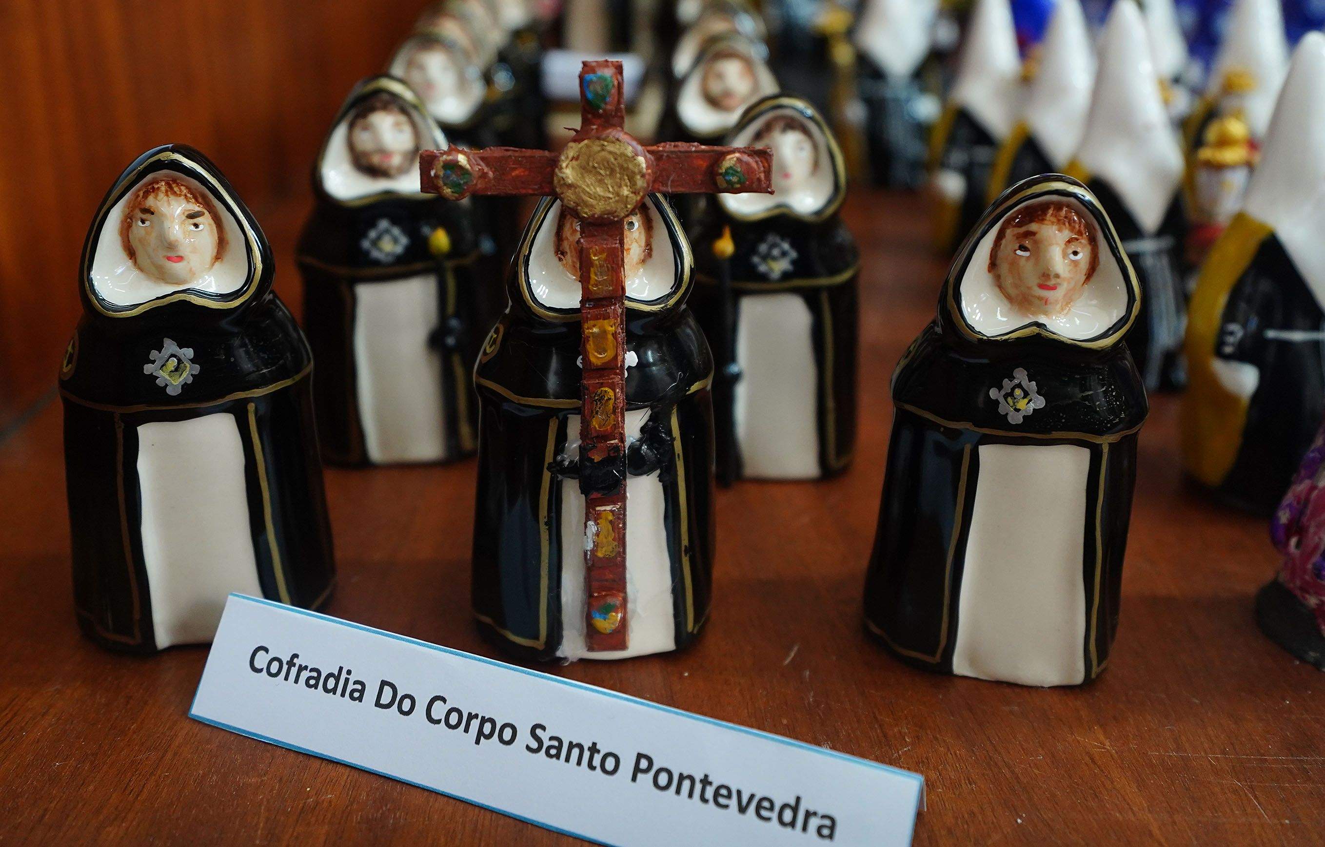Exposición "Pasos e confrarías da Semana Santa pontevedresa", de Paco Luis López
