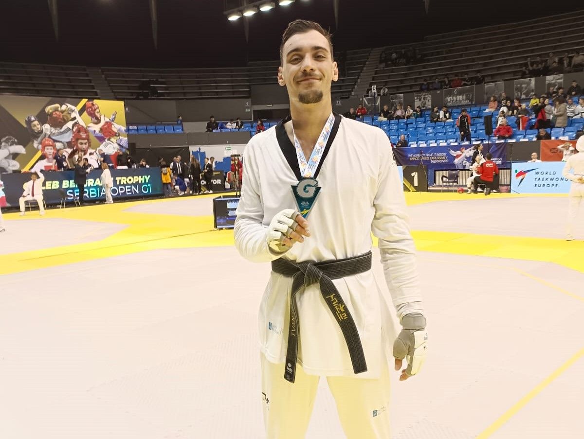 Iván García, con la medalla de plata conseguida en el Open de Serbia